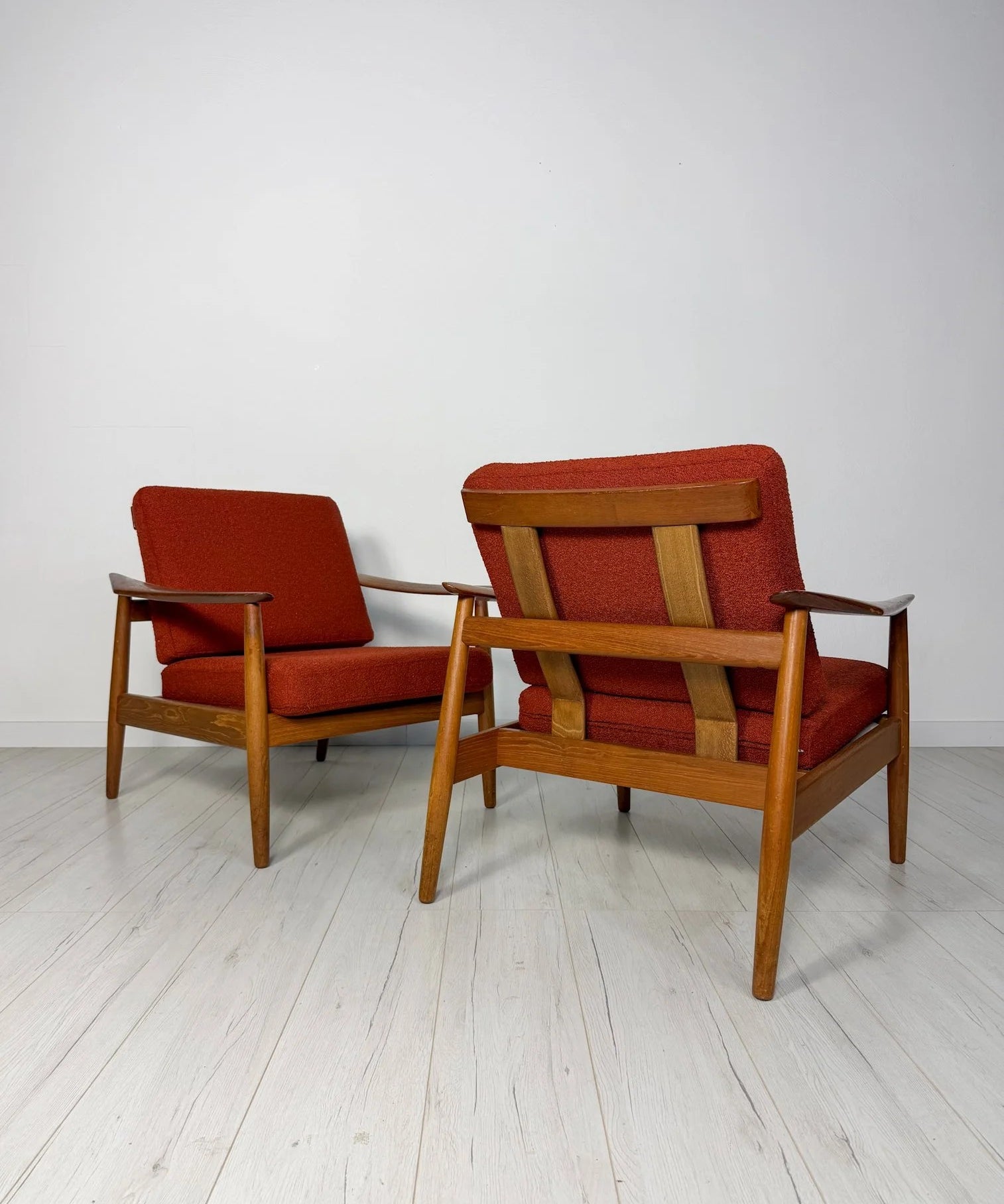 FD_164_Teak_Lounge_Chair_by_Arne_Vodder_for_CADO,_Rust-Red_Upholstery,_Denmark,_1960s