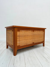 Vintage_Teak_Blanket_Chest_by_Kai_Winding_for_Poul_Hundevad,_Woven_Panels,_Denmark,_1960s