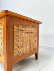 Vintage_Teak_Blanket_Chest_by_Kai_Winding_for_Poul_Hundevad,_Woven_Panels,_Denmark,_1960s