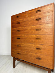 Teak_Chest_of_Drawers_by_Holger_Jensen_for_FDB,_Seven_Drawers,_Danish_Mid-Century_Modern,_1960s