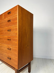 Teak_Chest_of_Drawers_by_Holger_Jensen_for_FDB,_Seven_Drawers,_Danish_Mid-Century_Modern,_1960s