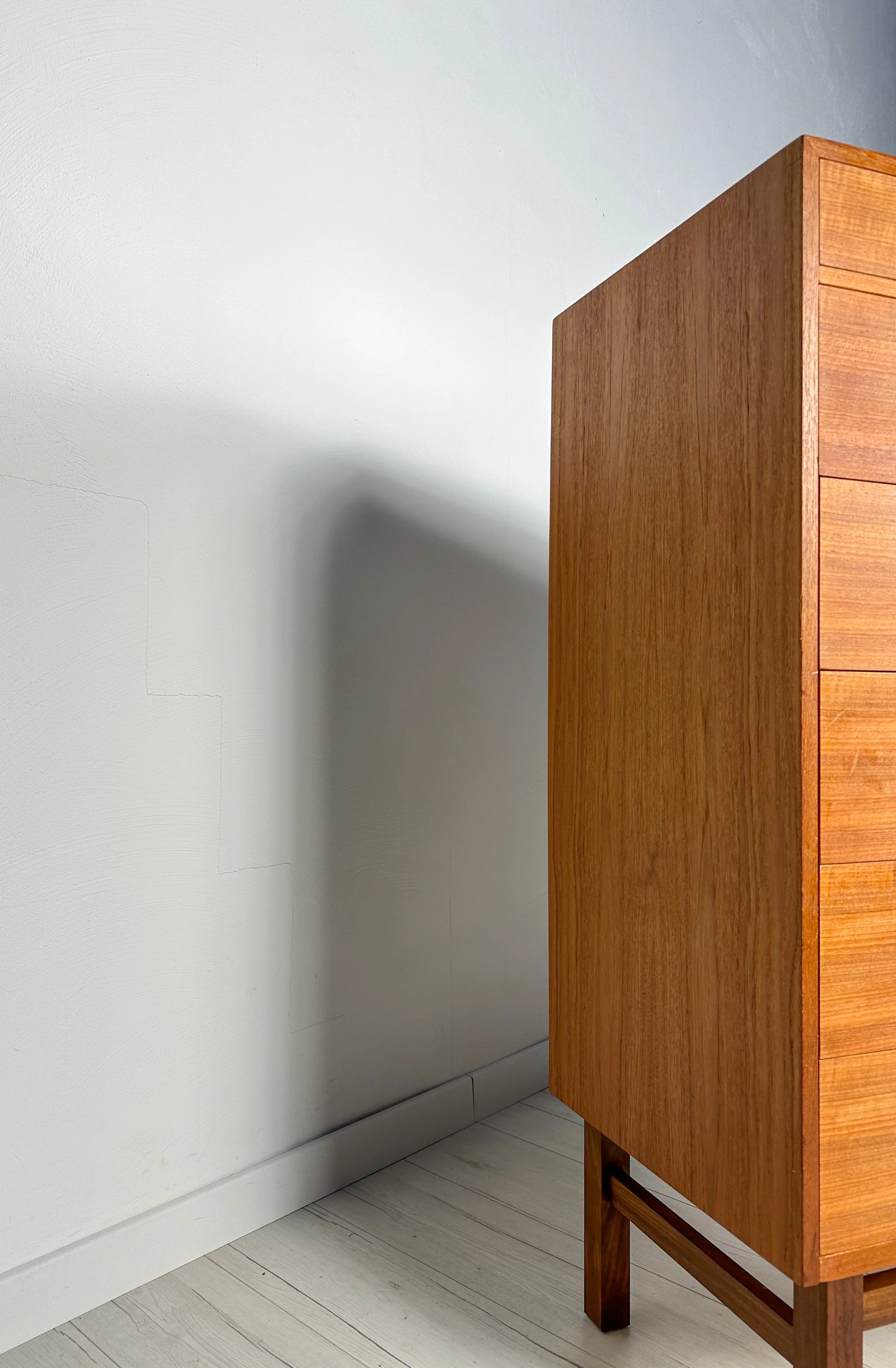 Teak_Chest_of_Drawers_by_Holger_Jensen_for_FDB,_Seven_Drawers,_Danish_Mid-Century_Modern,_1960s