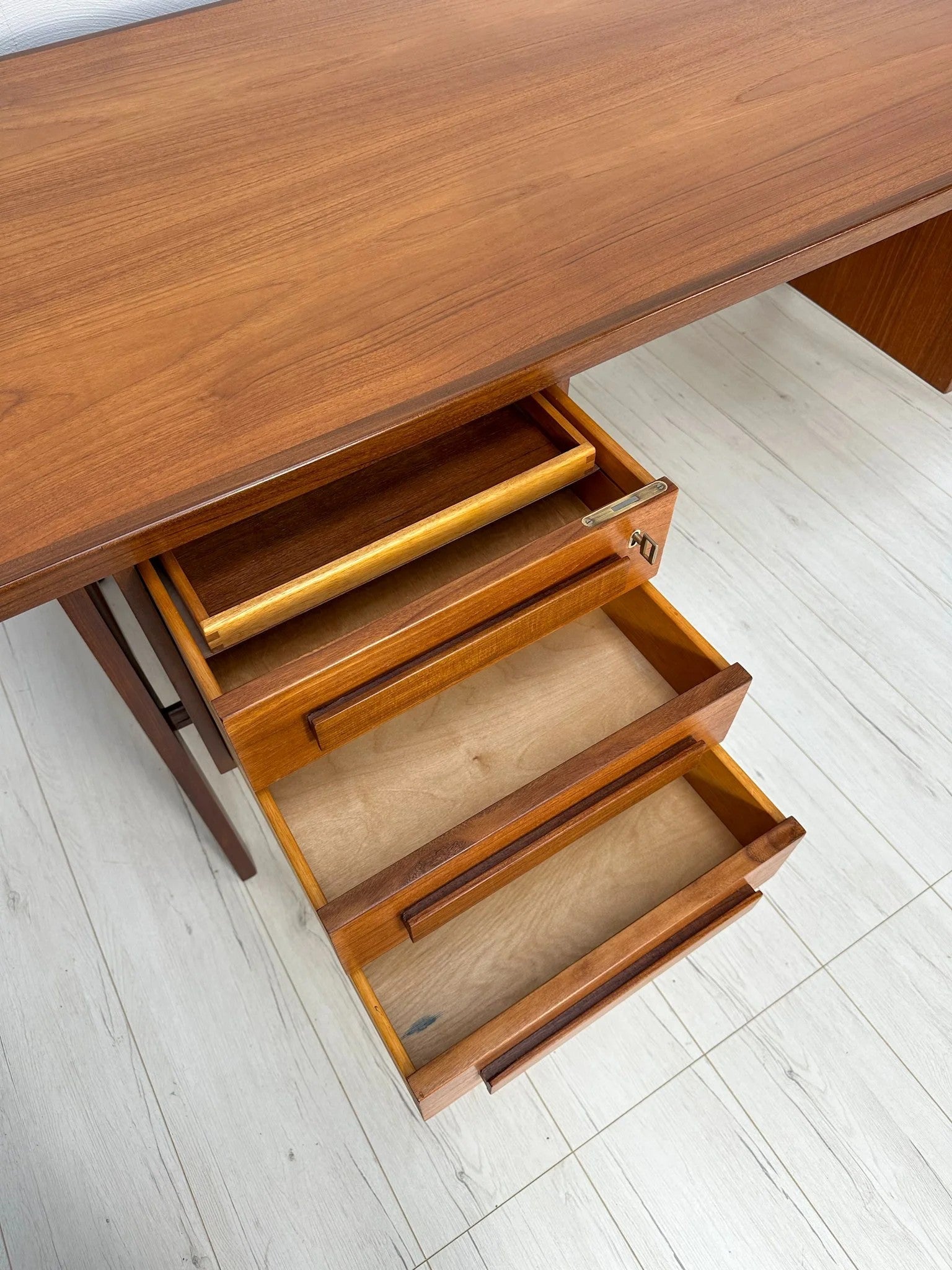 Vintage_Teak_Writing_Desk_by_Peter_Løvig_Nielsen,_Leather_Detail_and_Rear_Shelving,_Danish_Mid-Century_Modern,_1960s