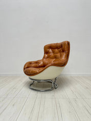 Set_of_Karate_Lounge_Chair_and_Ottoman_by_Michel_Cadestin_for_Airborne,_Cognac_Leather_and_White_Fibreglass,_France,_1960s