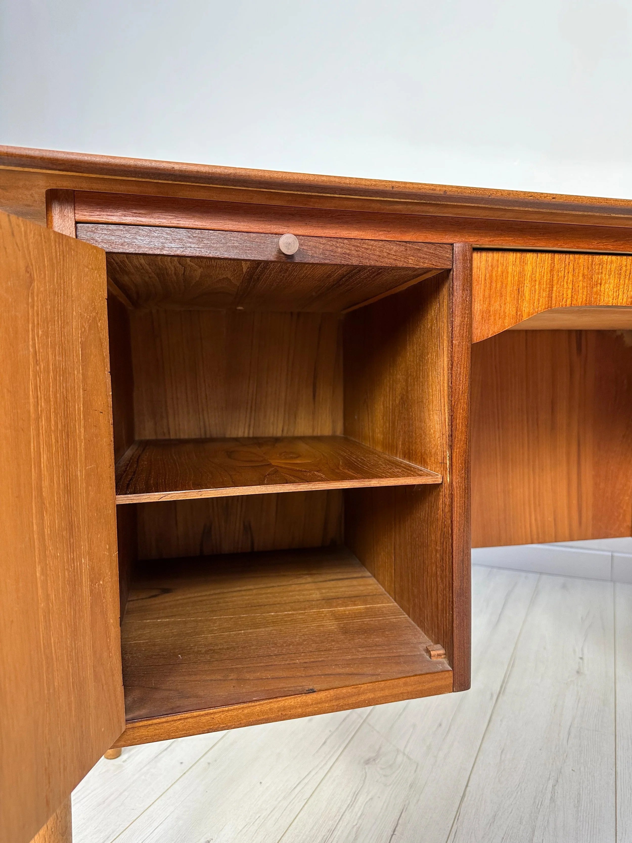 Danish_Teak_Writing_Desk_with_Curved_Top_and_Double-Sided_Storage,_Mid-Century_Modern,_1960s