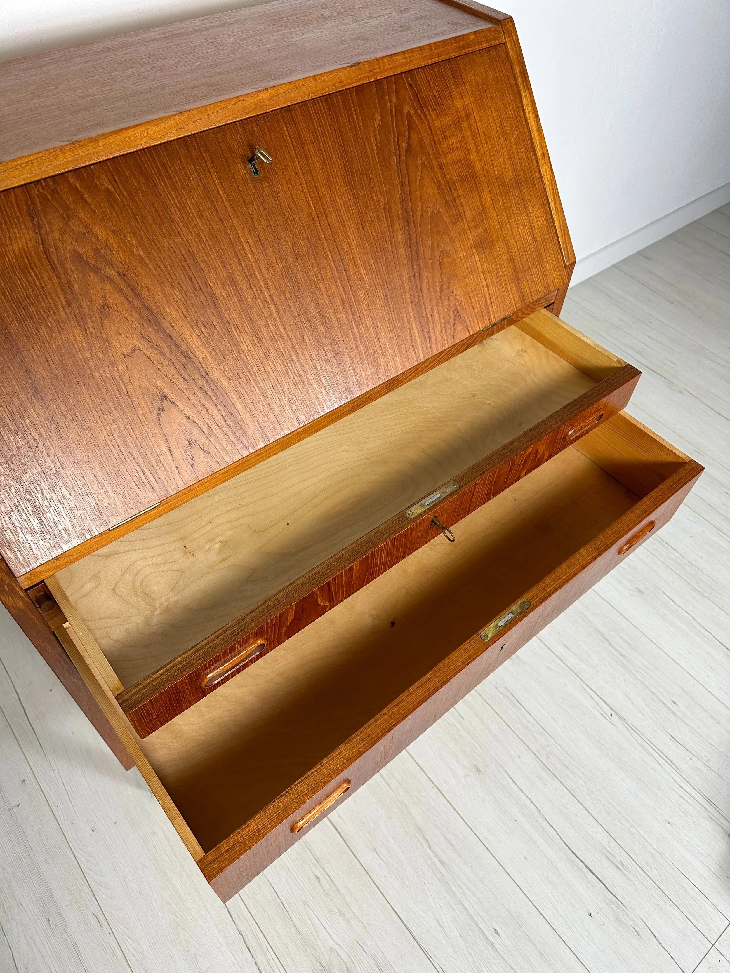 Danish_Teak_Secretary_Desk_with_Integrated_Writing_Surface,_Scandinavian_Modern_Design,_1960s