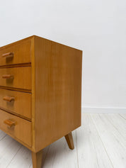 Vintage_Oak_Chest_of_Drawers_with_Tapered_Legs_and_Five_Drawers,_Mid-Century_Modern,_1960s