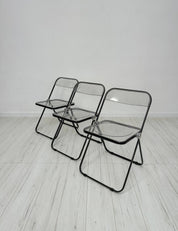Plia_Folding_Chair_by_Giancarlo_Piretti_for_Anonima_Castelli,_Black_Metal_and_Transparent_Acrylic,_Italy,_1960s