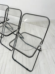 Plia_Folding_Chair_by_Giancarlo_Piretti_for_Anonima_Castelli,_Black_Metal_and_Transparent_Acrylic,_Italy,_1960s