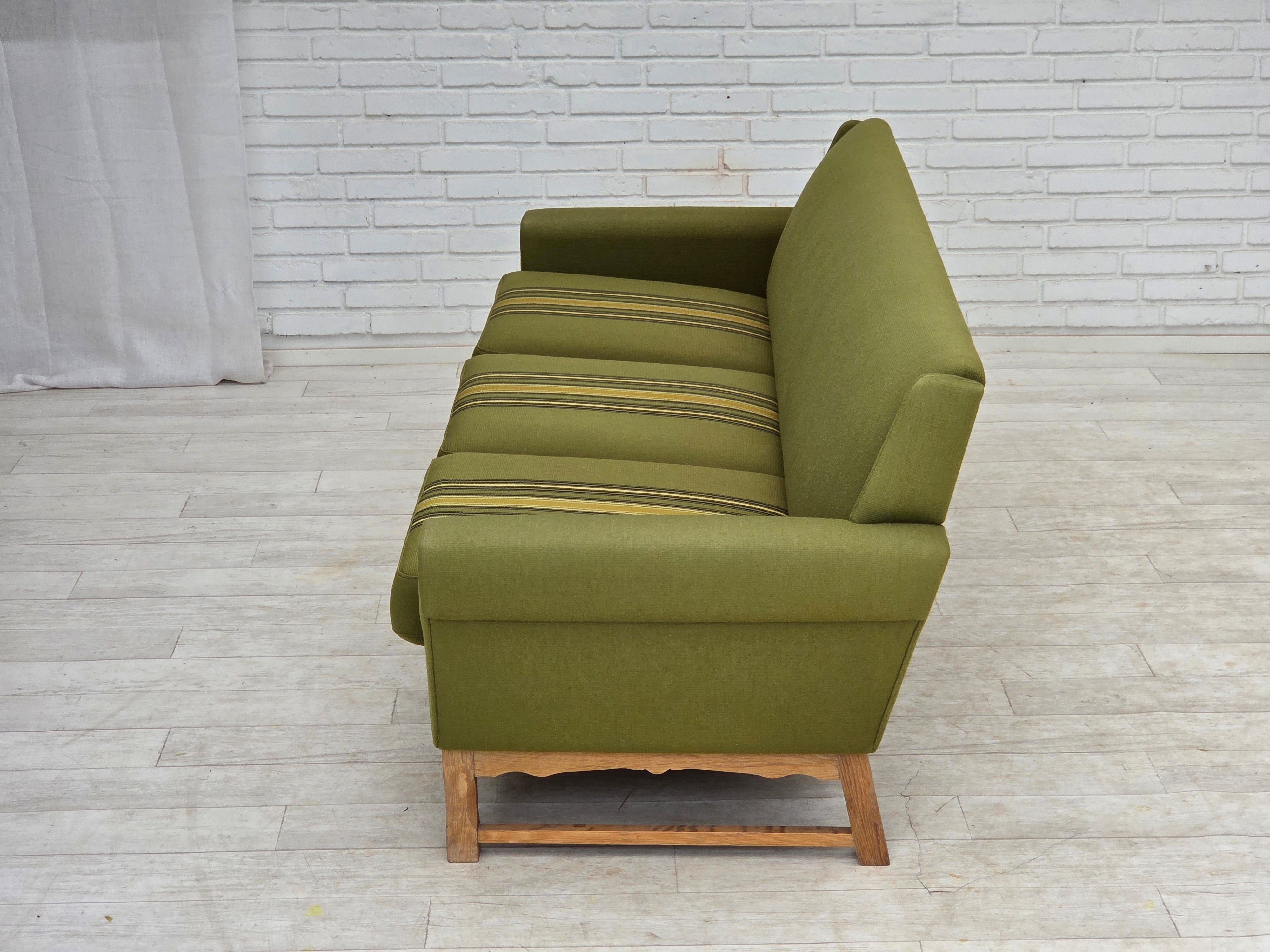 Danish_Green_Wool_3-Seater_Sofa_with_Oak_Frame,_1970s