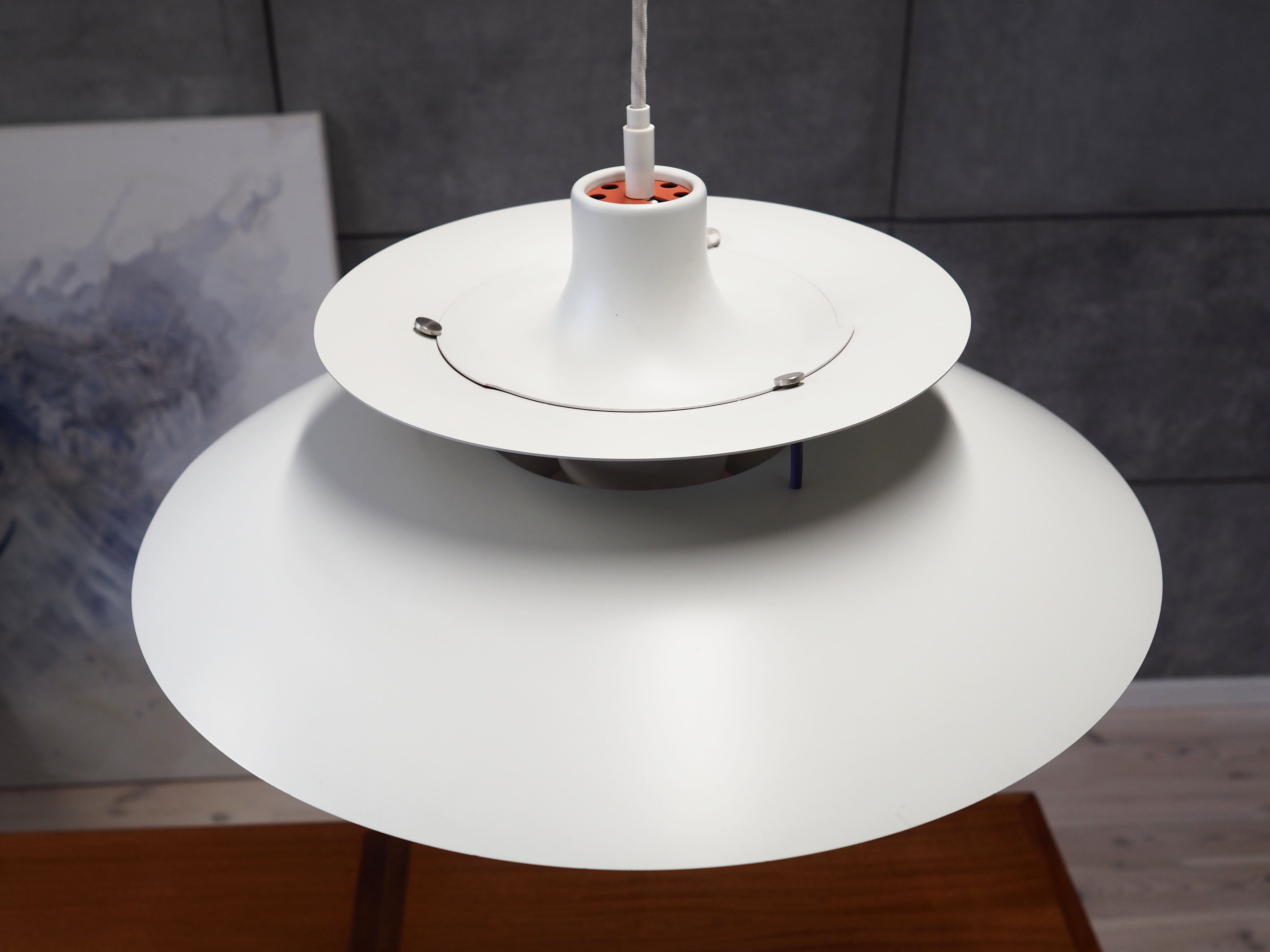 1970s_Model_PH_5_Pendant_lamp_by_Louis_Poulsen