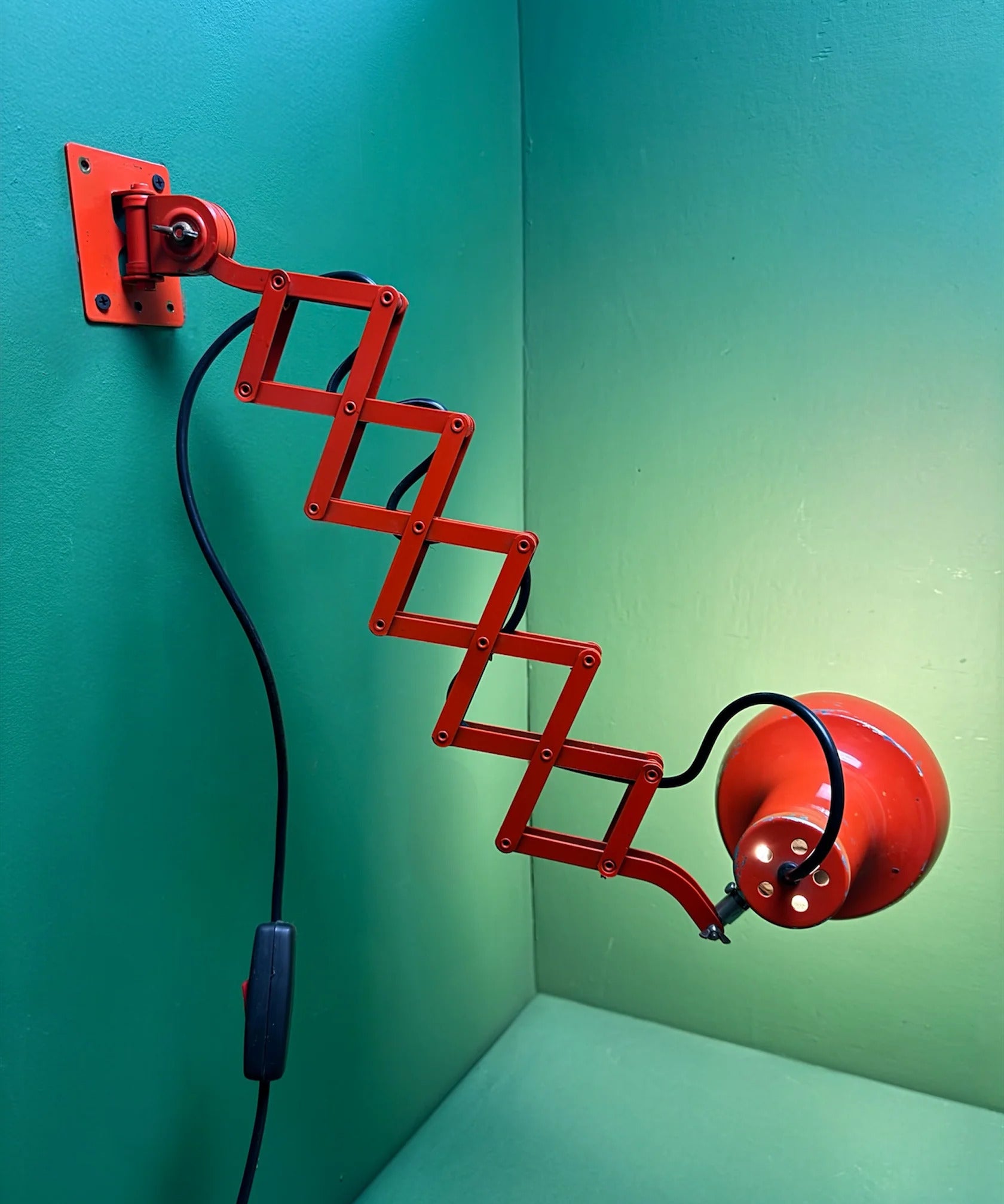 Orange_Scissor_Wall_Lamp_by_SIS,_Germany,_1970s