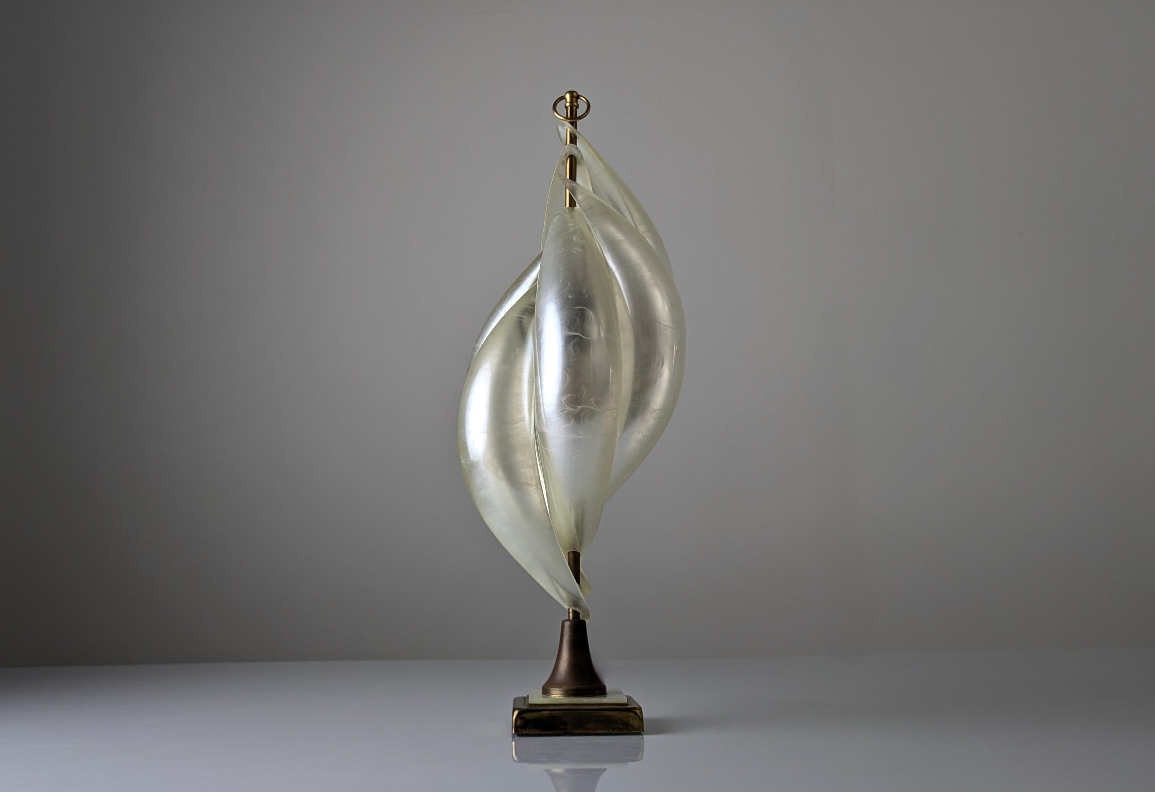 Maison_Rougier_Lucite_Table_Lamp,_Hollywood_Regency,_Canada_1970s