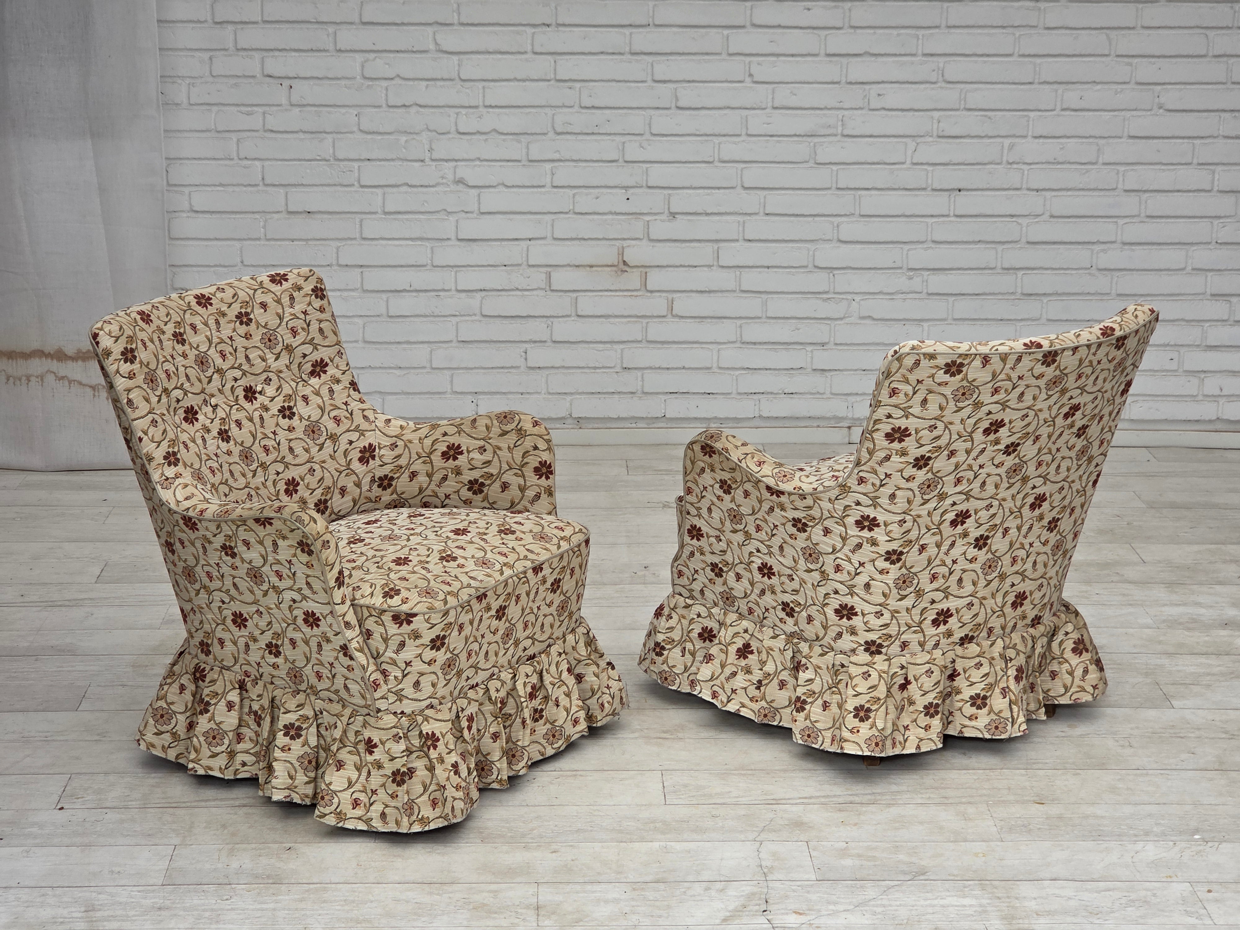 Danish_Mid-Century_Modern_Armchair_with_Original_Jacquard_Upholstery_and_Ash_Wood_Legs,_1970s