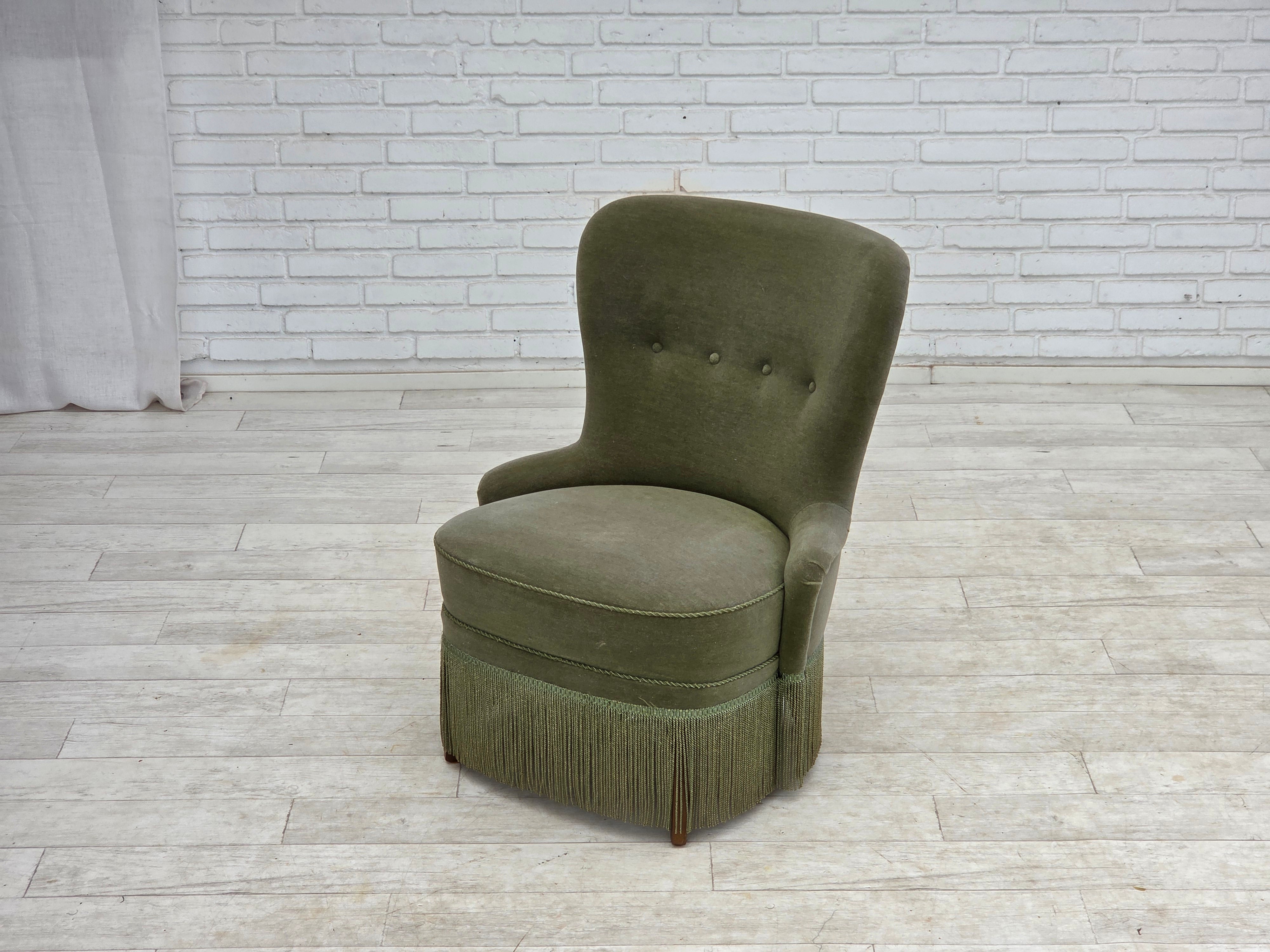 Danish_Lounge_Chair_in_Green_Velour,_Beech_Wood,_Denmark,_1970s