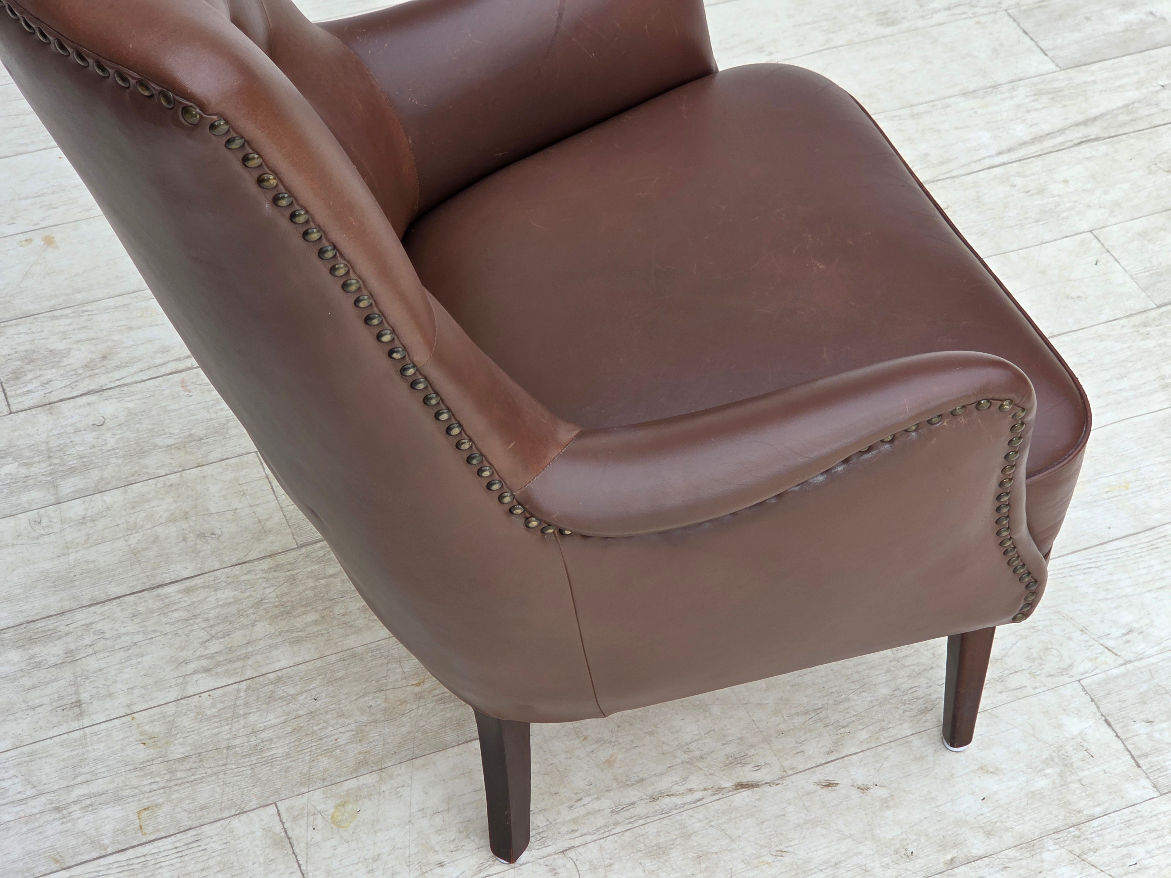 Danish_Brown_Leather_Lounge_Chair_with_Beech_Legs,_1970s