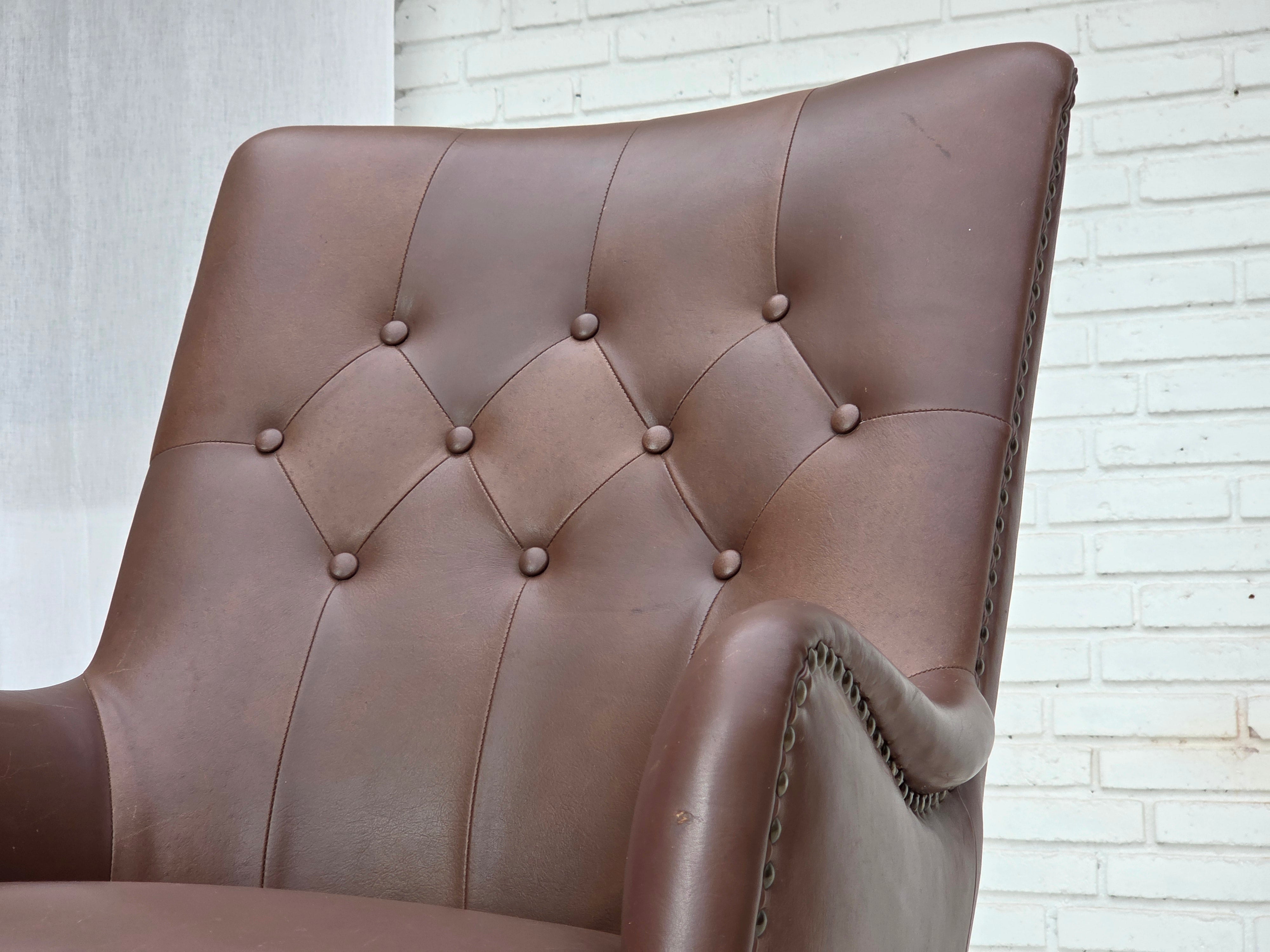 Danish_Brown_Leather_Lounge_Chair_with_Beech_Legs,_1970s