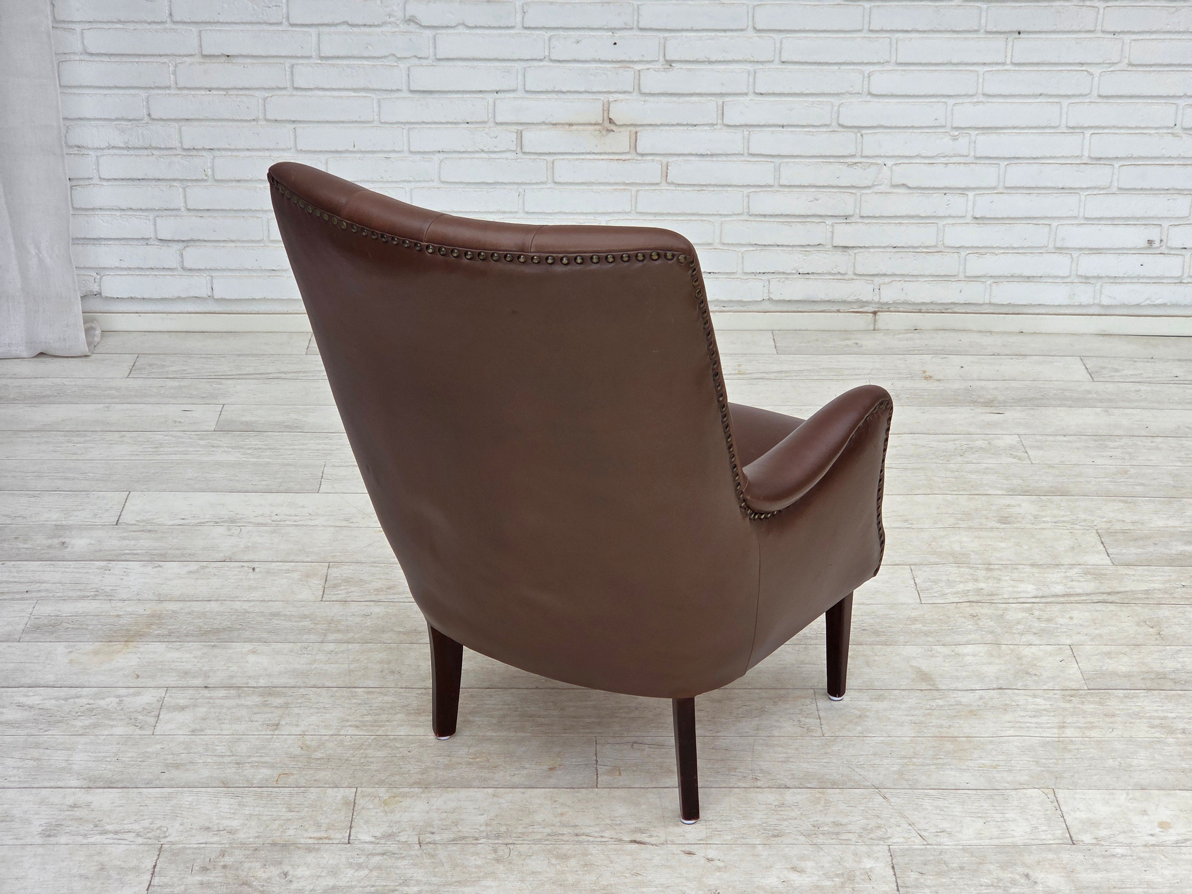 Danish_Brown_Leather_Lounge_Chair_with_Beech_Legs,_1970s