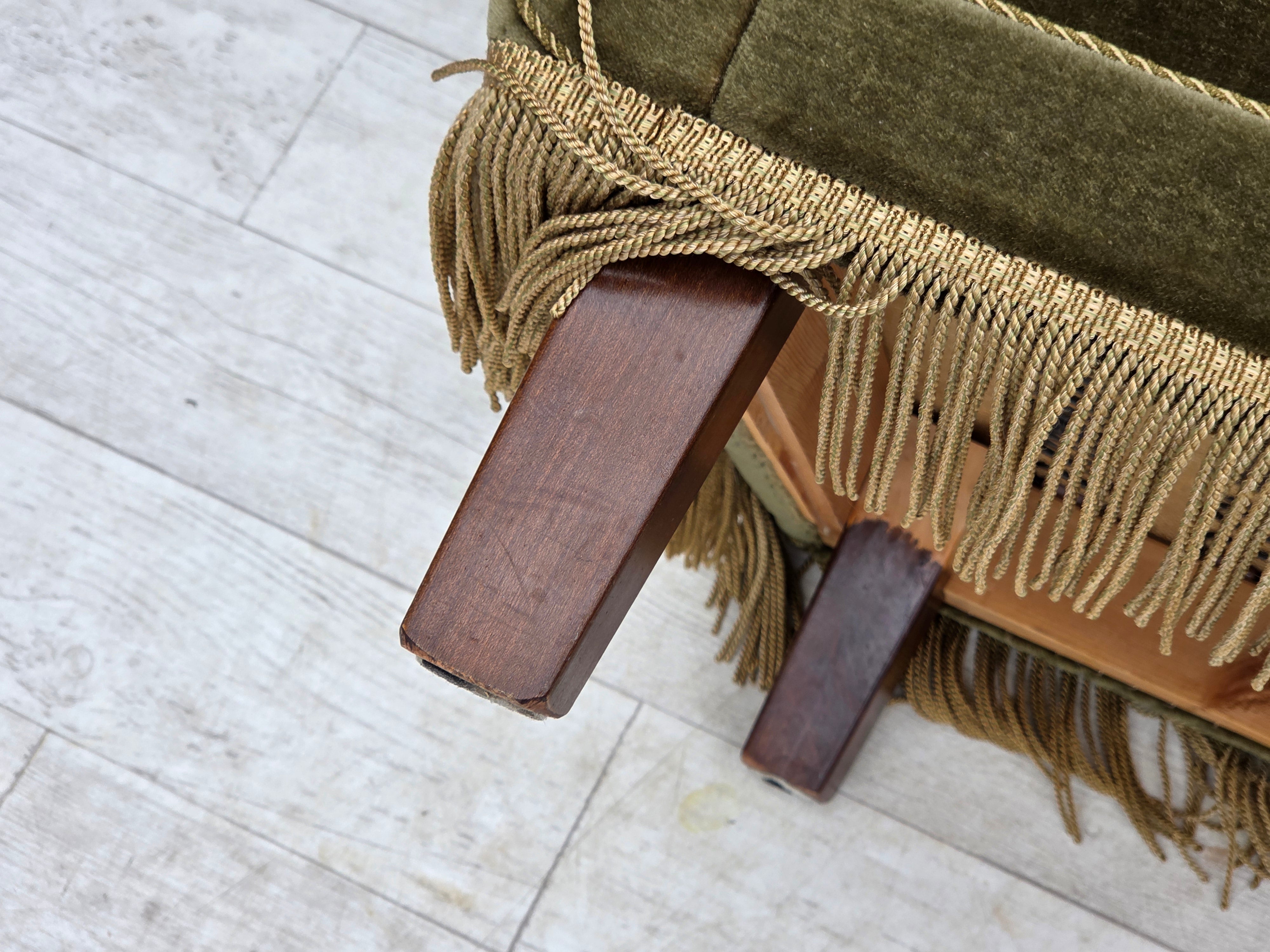 Danish_Lounge_Chair_in_Green_Velour,_Beech_Wood,_Denmark,_1970s