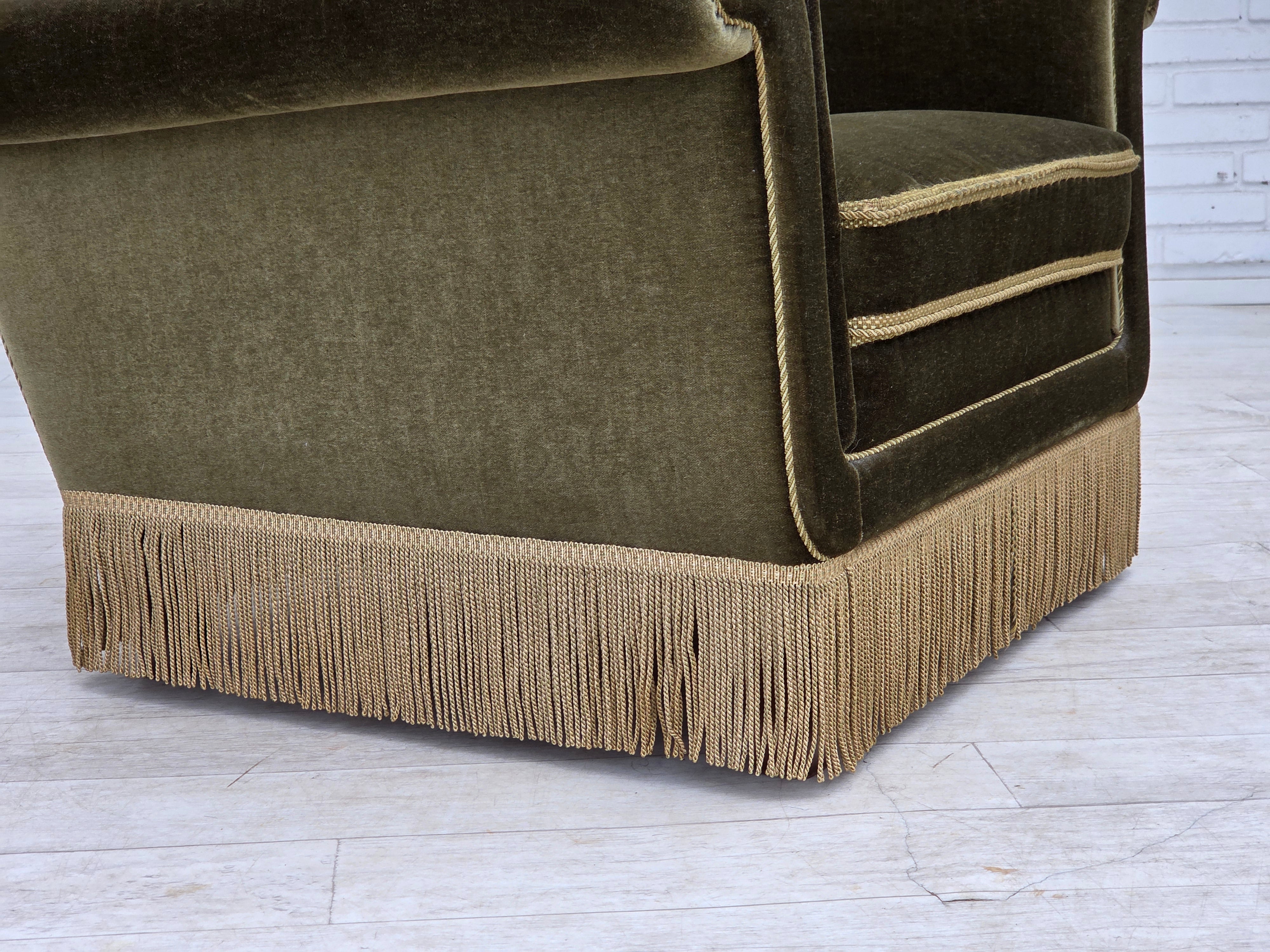 Danish_Lounge_Chair_in_Green_Velour,_Beech_Wood,_Denmark,_1970s