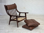 GE530_High-Back_Leather_Armchair_by_Hans_J._Wegner_for_Getama,_Dark_Oak,_Denmark,_circa_1975