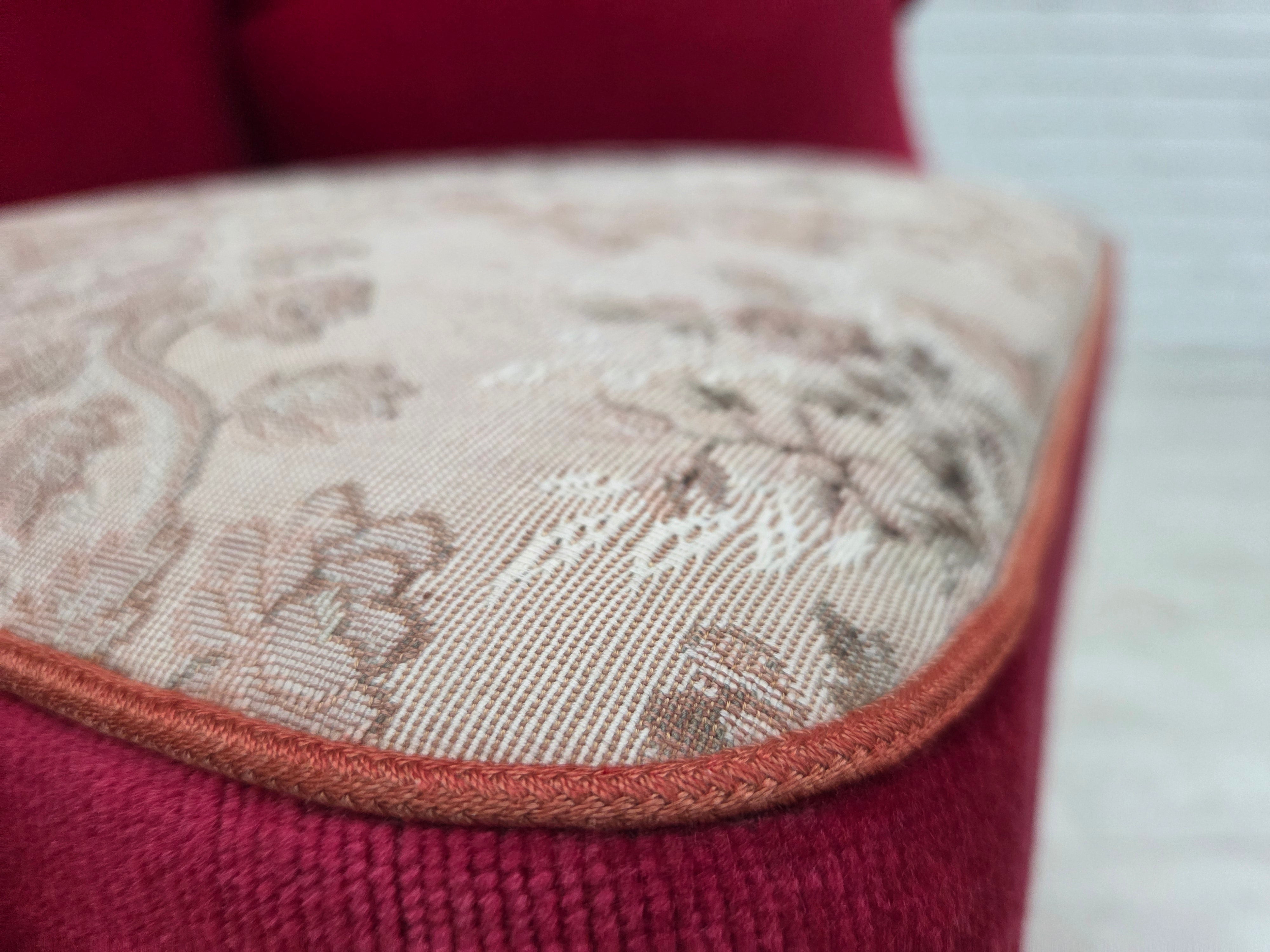 Danish_Highback_Armchair_in_Red_Velour_and_Ash_Wood_with_Reversible_Cushion,_Denmark,_1970s
