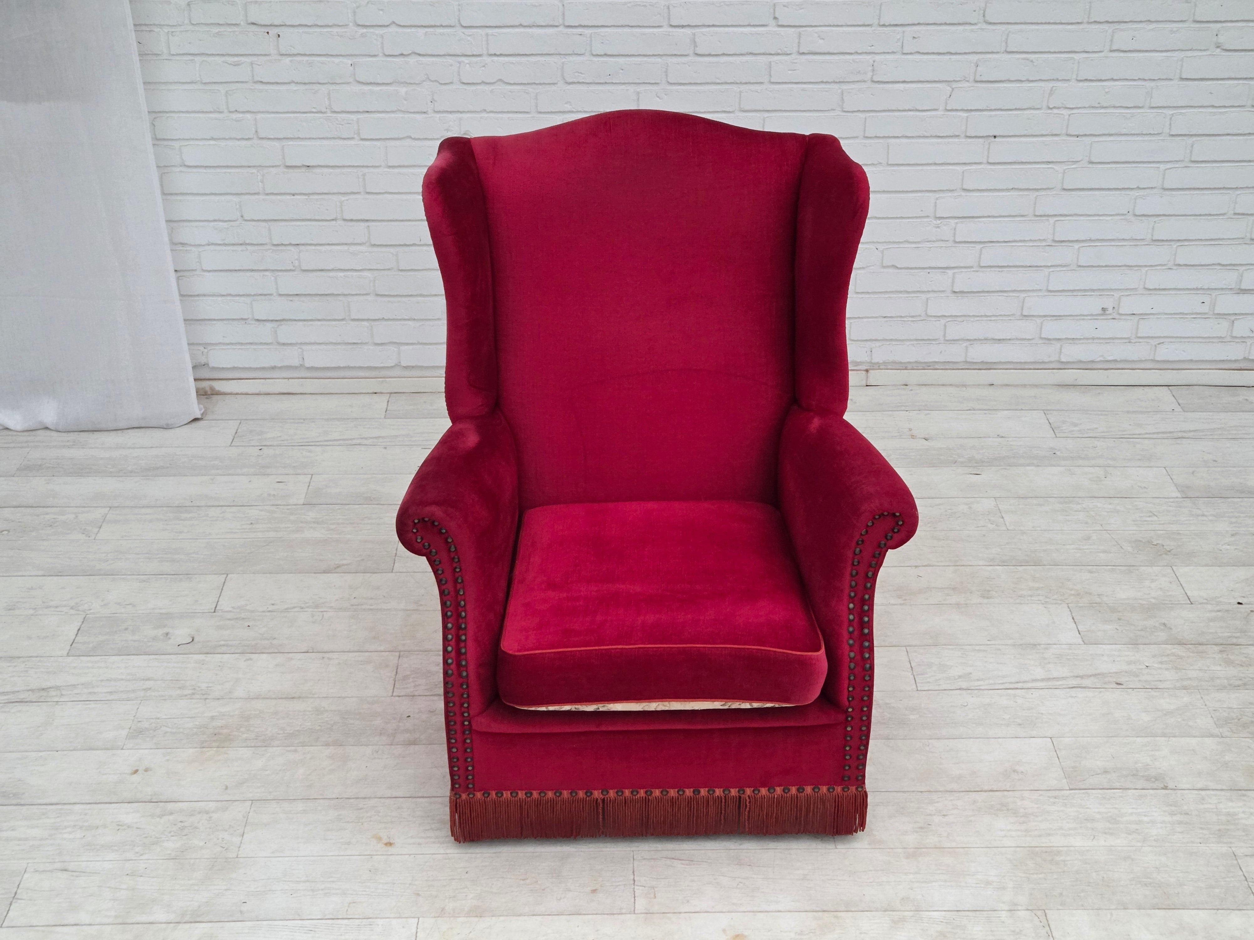 Danish_Highback_Armchair_in_Red_Velour_and_Ash_Wood_with_Reversible_Cushion,_Denmark,_1970s