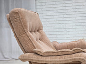Scandinavian_Swivel_Lounge_Chair_in_Beige_Upholstery,_Denmark_or_Sweden,_1970s