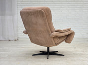 Scandinavian_Swivel_Lounge_Chair_in_Beige_Upholstery,_Denmark_or_Sweden,_1970s
