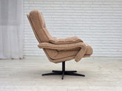 Scandinavian_Swivel_Lounge_Chair_in_Beige_Upholstery,_Denmark_or_Sweden,_1970s