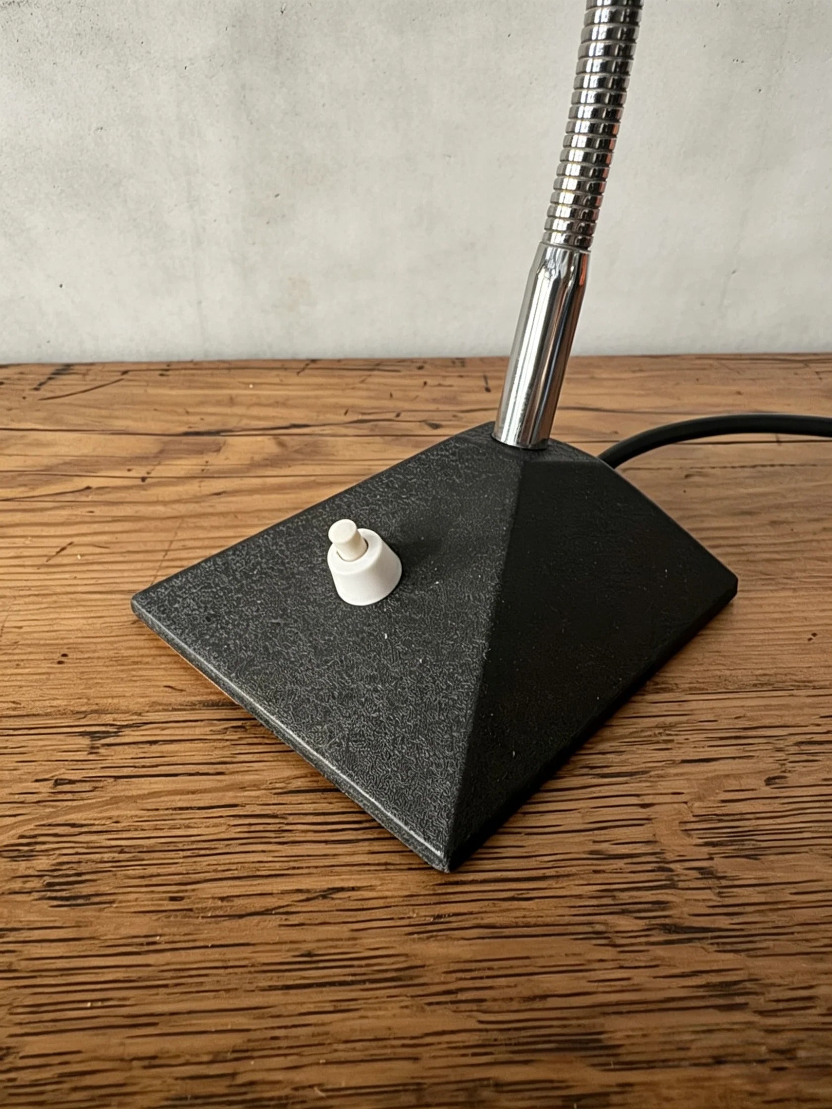 German_Gooseneck_Table_Lamp_with_Cast_Iron_Base,_Germany,_1970s