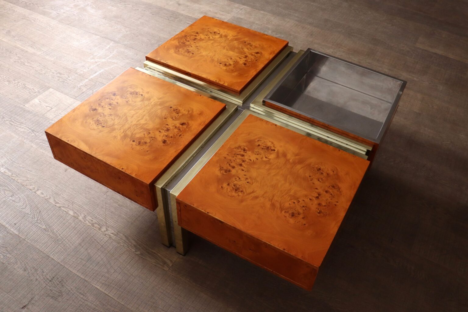 1970s_Italian_Coffee_Table_in_Walnut_Burl,_Chrome_and_Brass,_Willy_Rizzo_Style