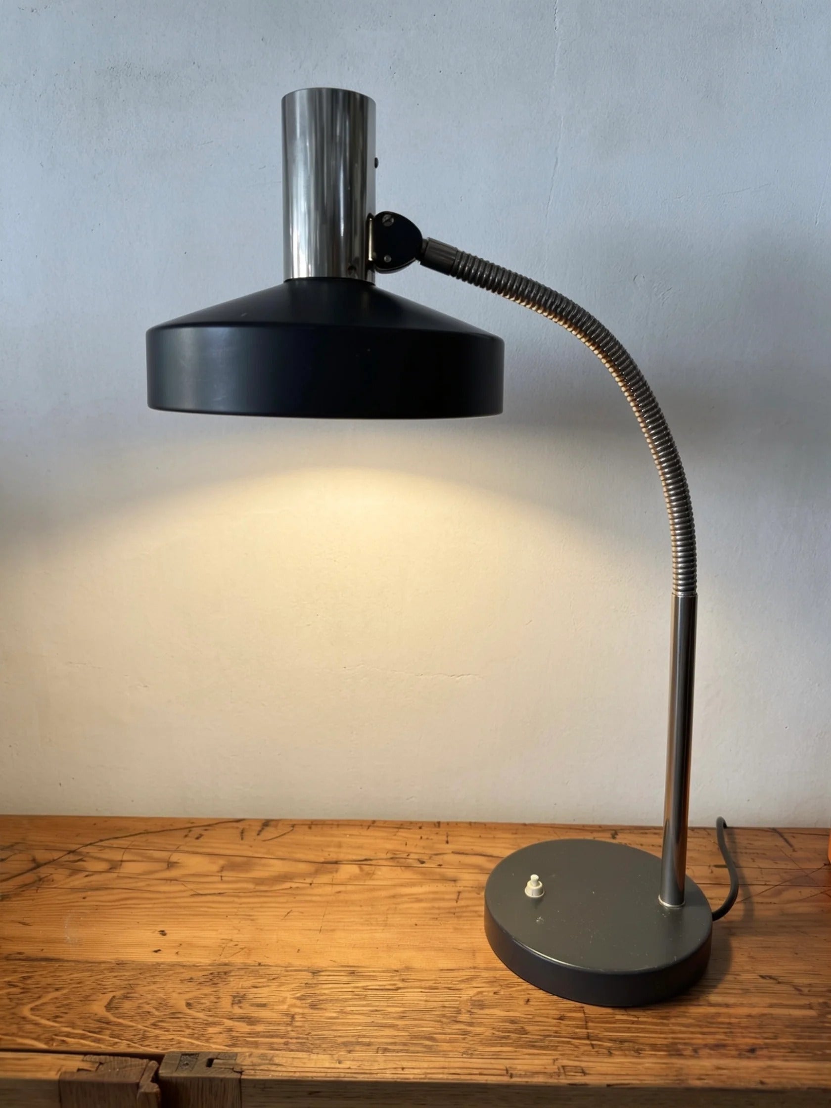 Large_Gooseneck_Table_Lamp_by_Kaiser_Leuchten,_Germany,_1970s
