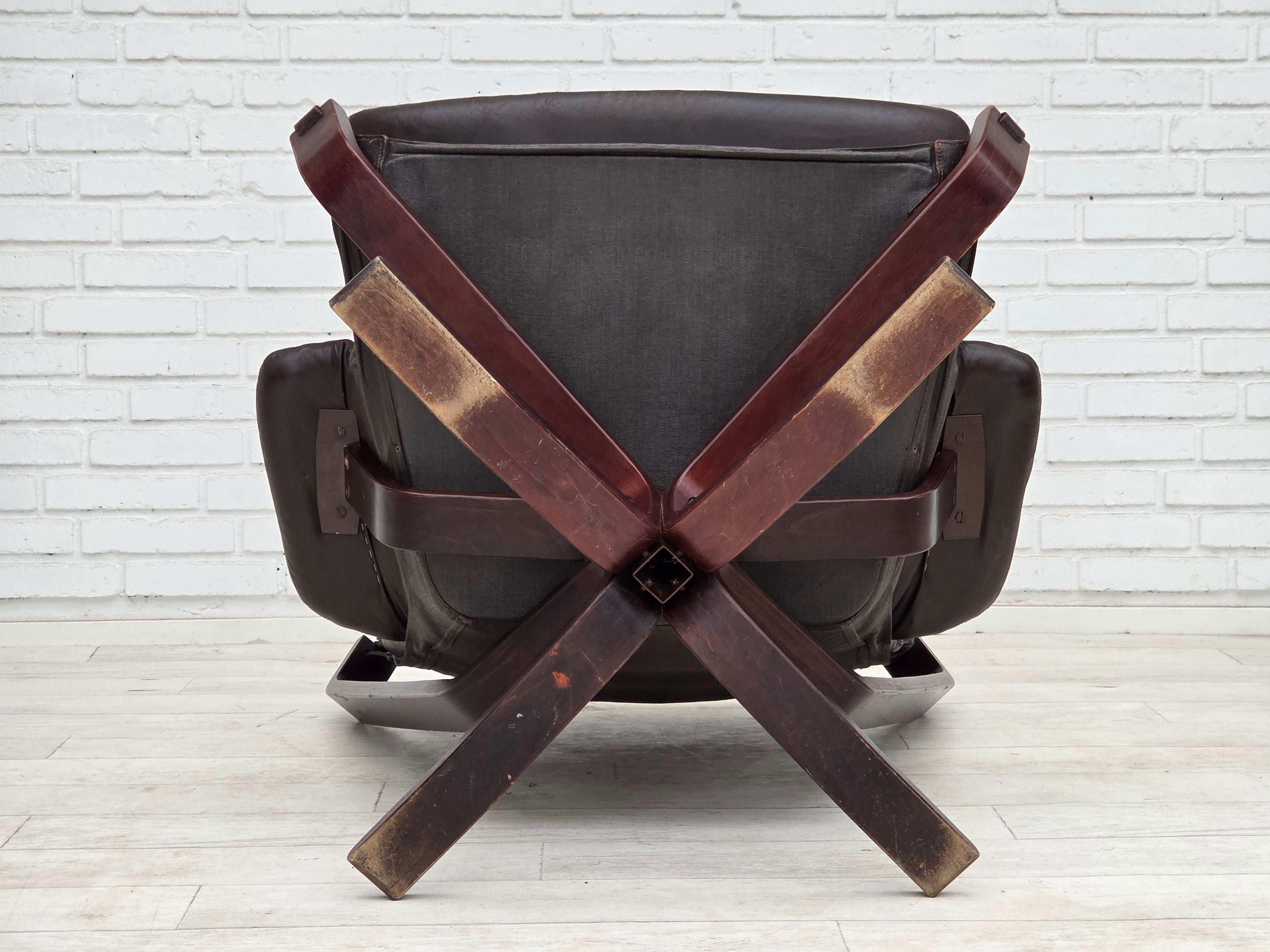 Sigurd_Ressel_Falcon_Lounge_Chair_for_Vatne_Møbler_in_Brown_Leather_and_Bentwood,_Norway,_1970s