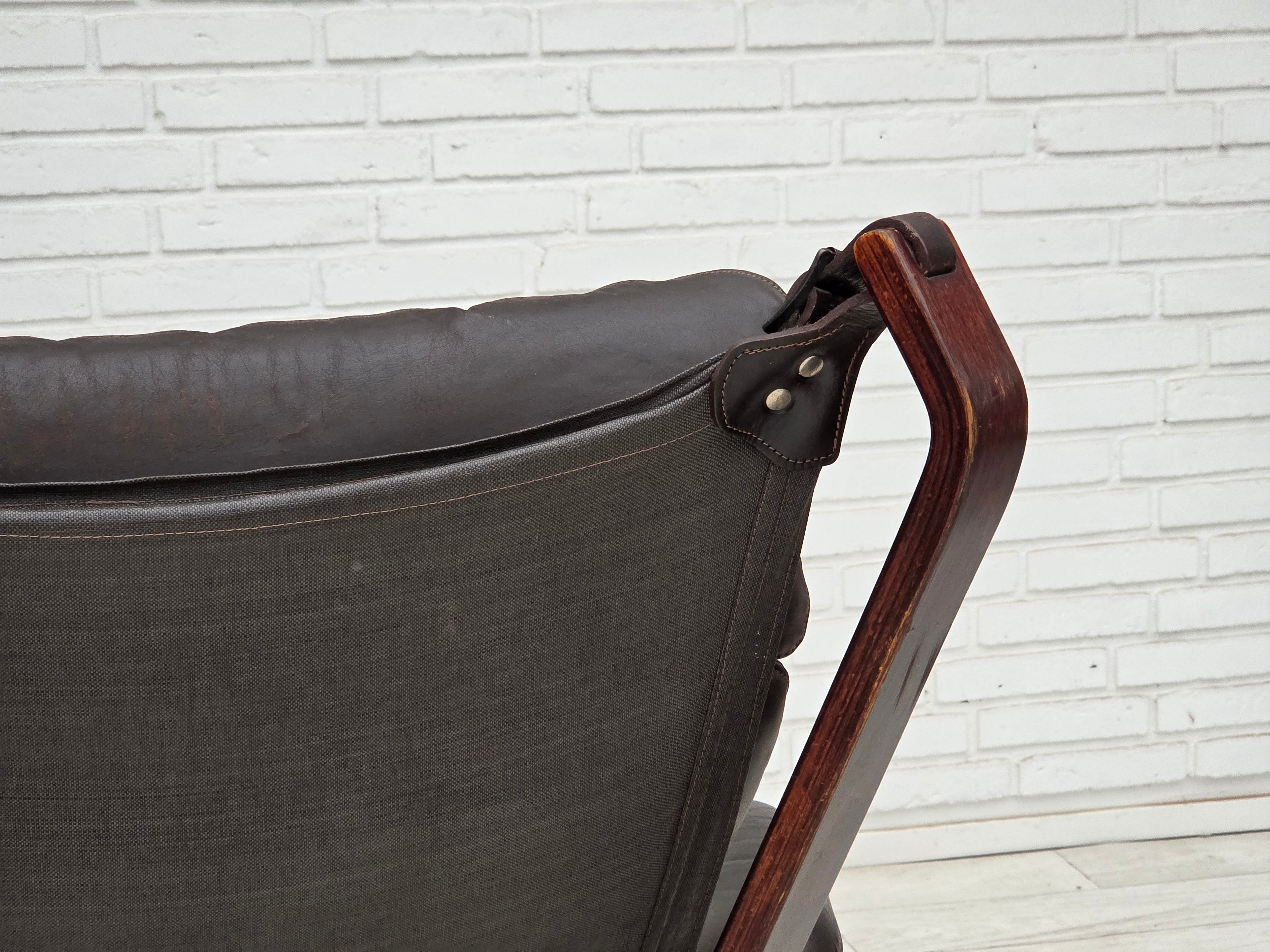 Sigurd_Ressel_Falcon_Lounge_Chair_for_Vatne_Møbler_in_Brown_Leather_and_Bentwood,_Norway,_1970s