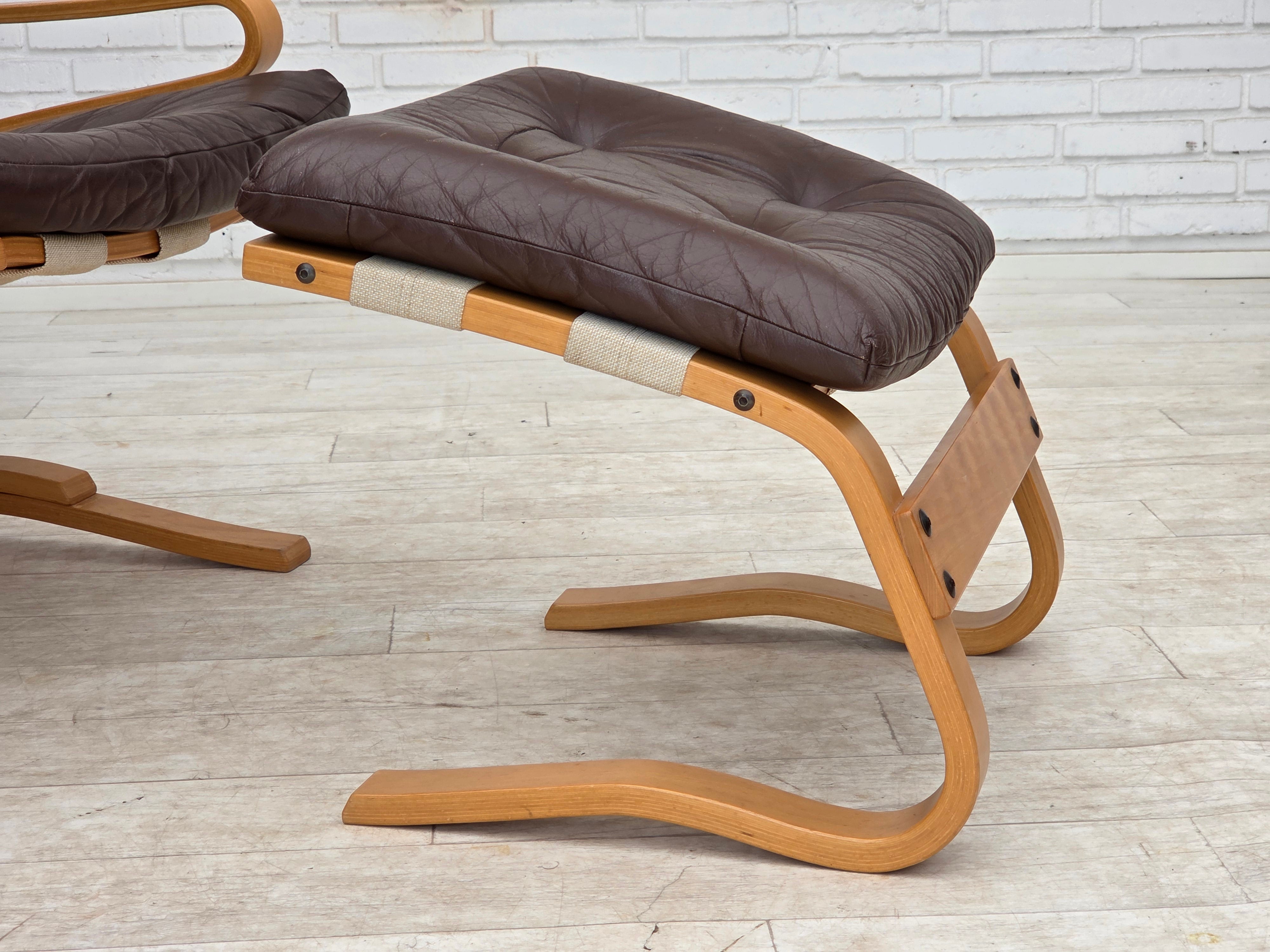 Kengu_Lounge_Chair_and_Ottoman_by_Elsa_&_Nordahl_Solheim_for_Rybo_Rykken,_Norway,_1970s