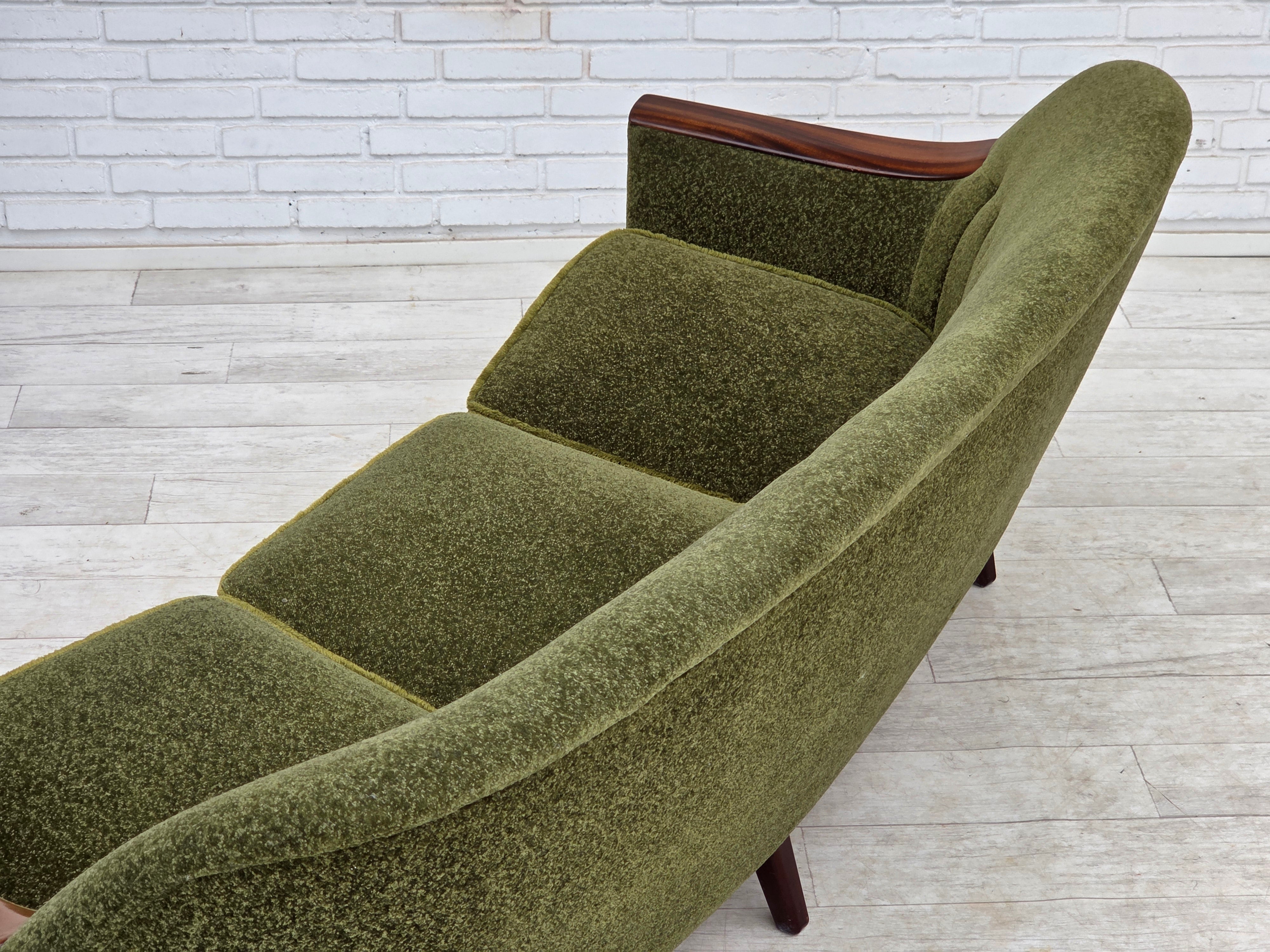 Scandinavian_Green_Fabric_3-Seater_Sofa_with_Teak_Details,_Denmark_or_Sweden,_1970s