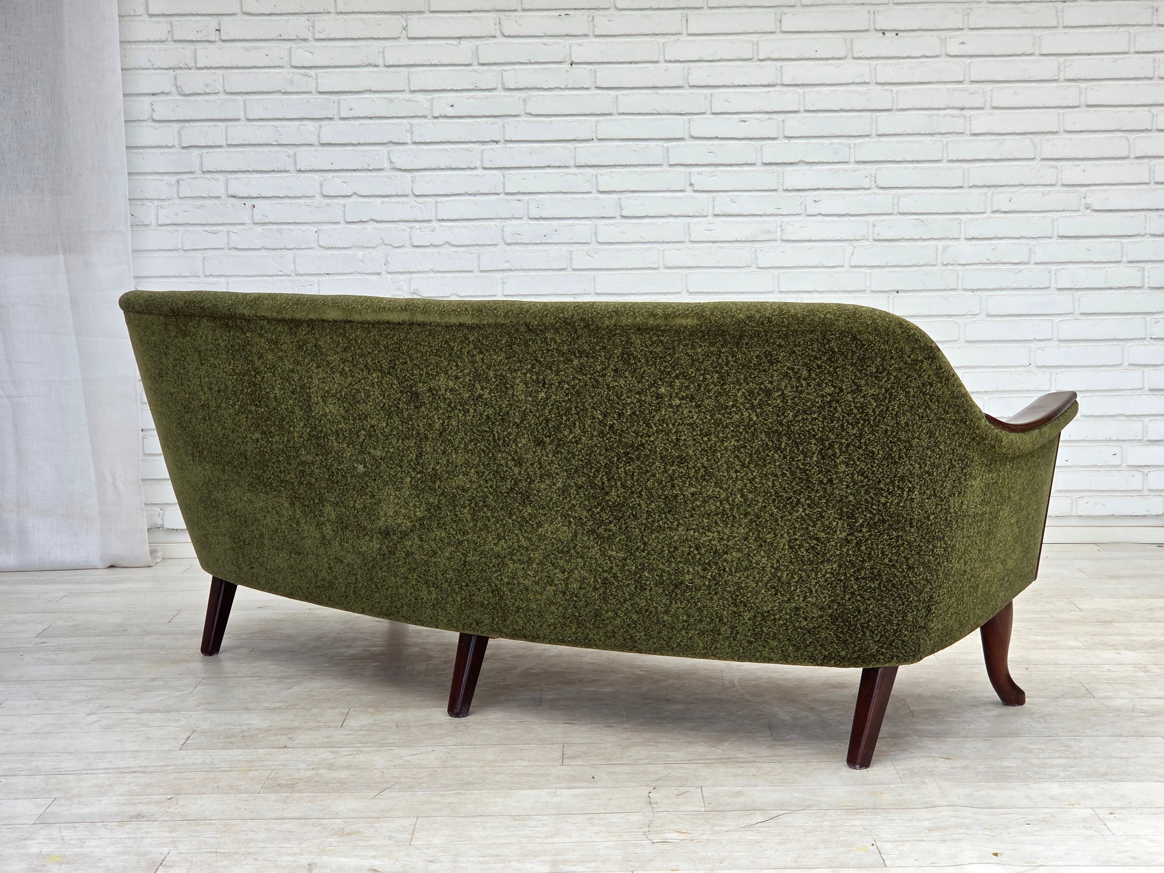 Scandinavian_Green_Fabric_3-Seater_Sofa_with_Teak_Details,_Denmark_or_Sweden,_1970s