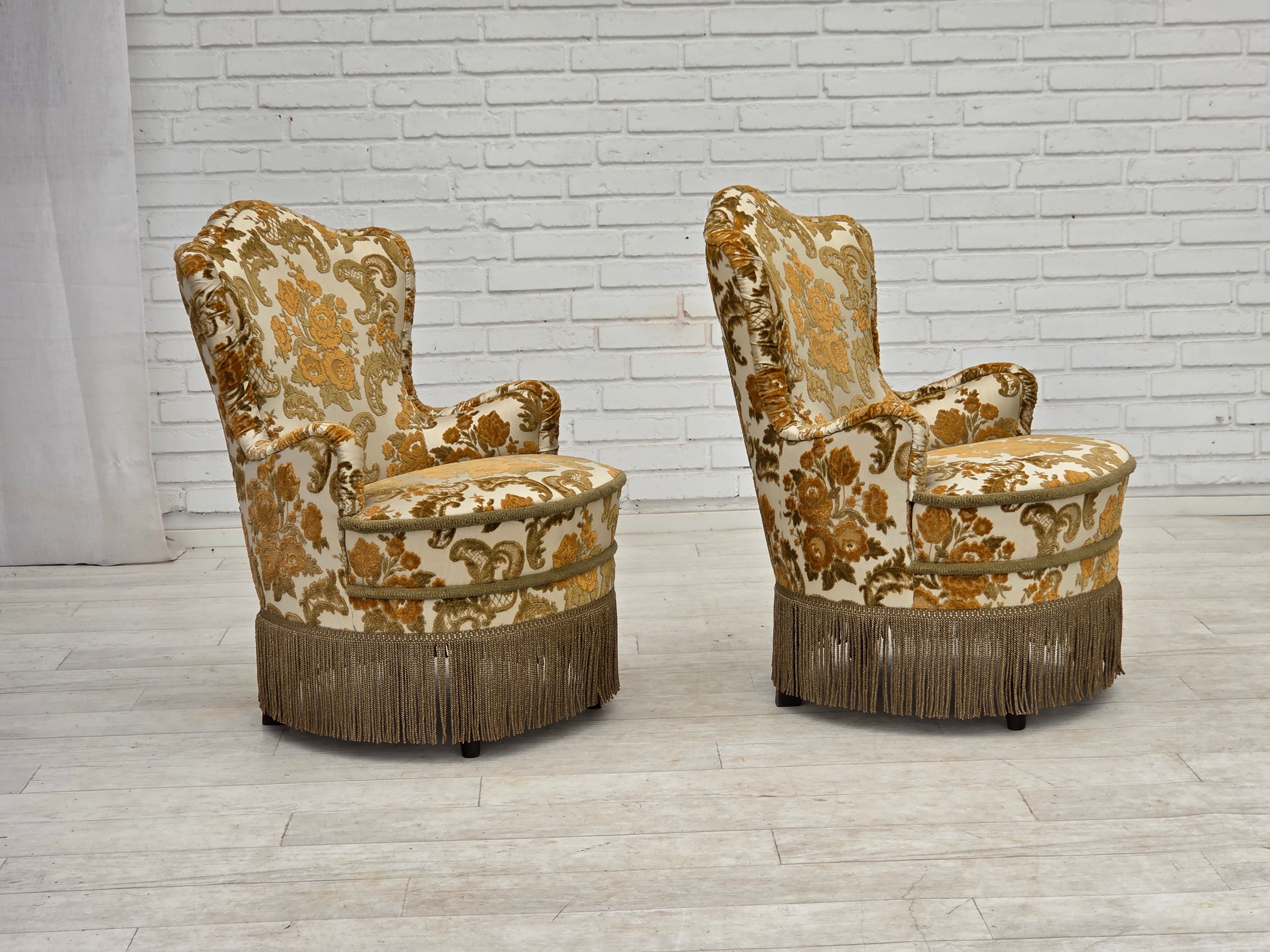 Set_of_2_Small_Danish_Armchairs_in_Brown_Beige_Fabric_and_Beech,_Denmark,_1970s