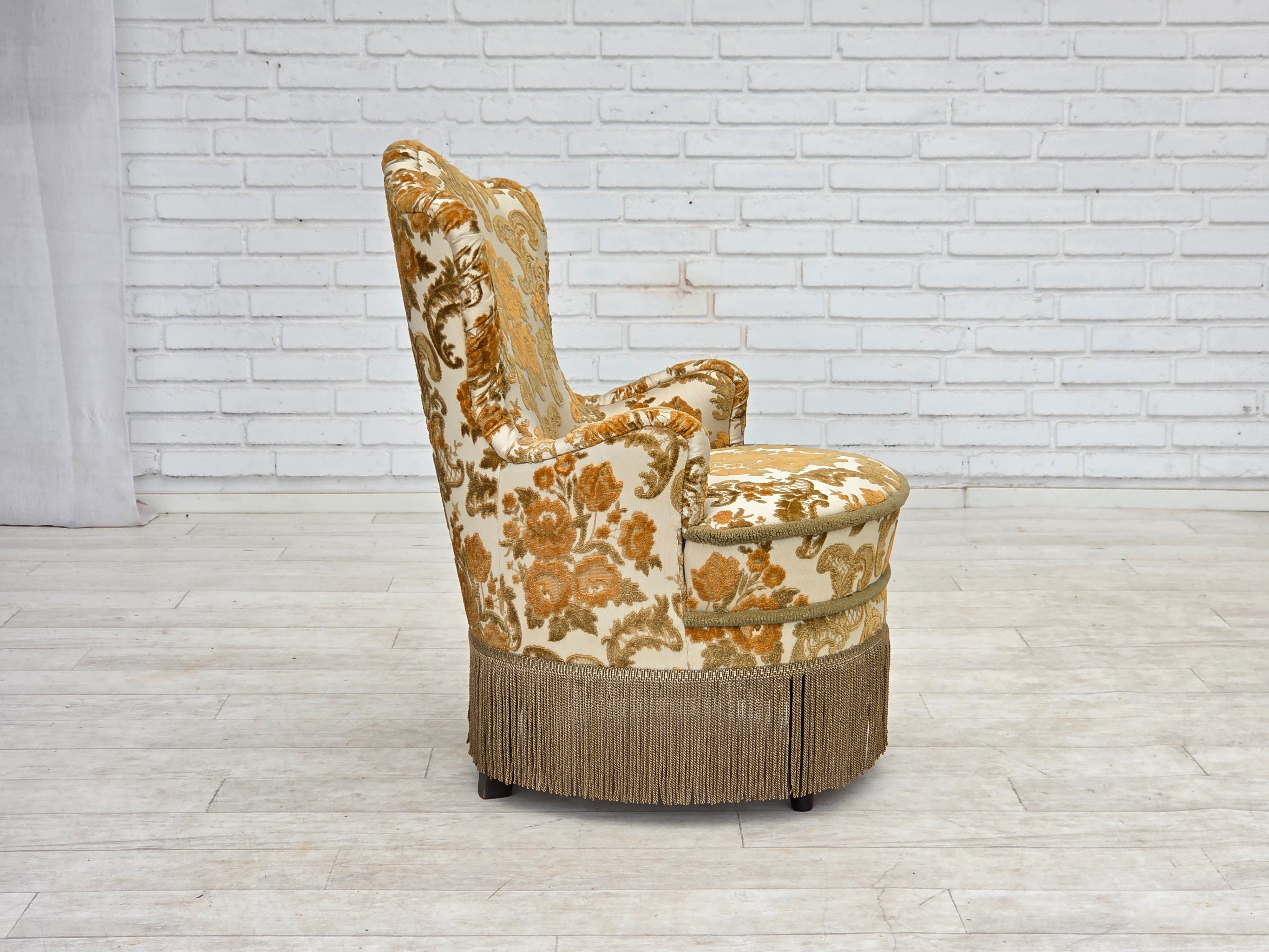 Set_of_2_Small_Danish_Armchairs_in_Brown_Beige_Fabric_and_Beech,_Denmark,_1970s