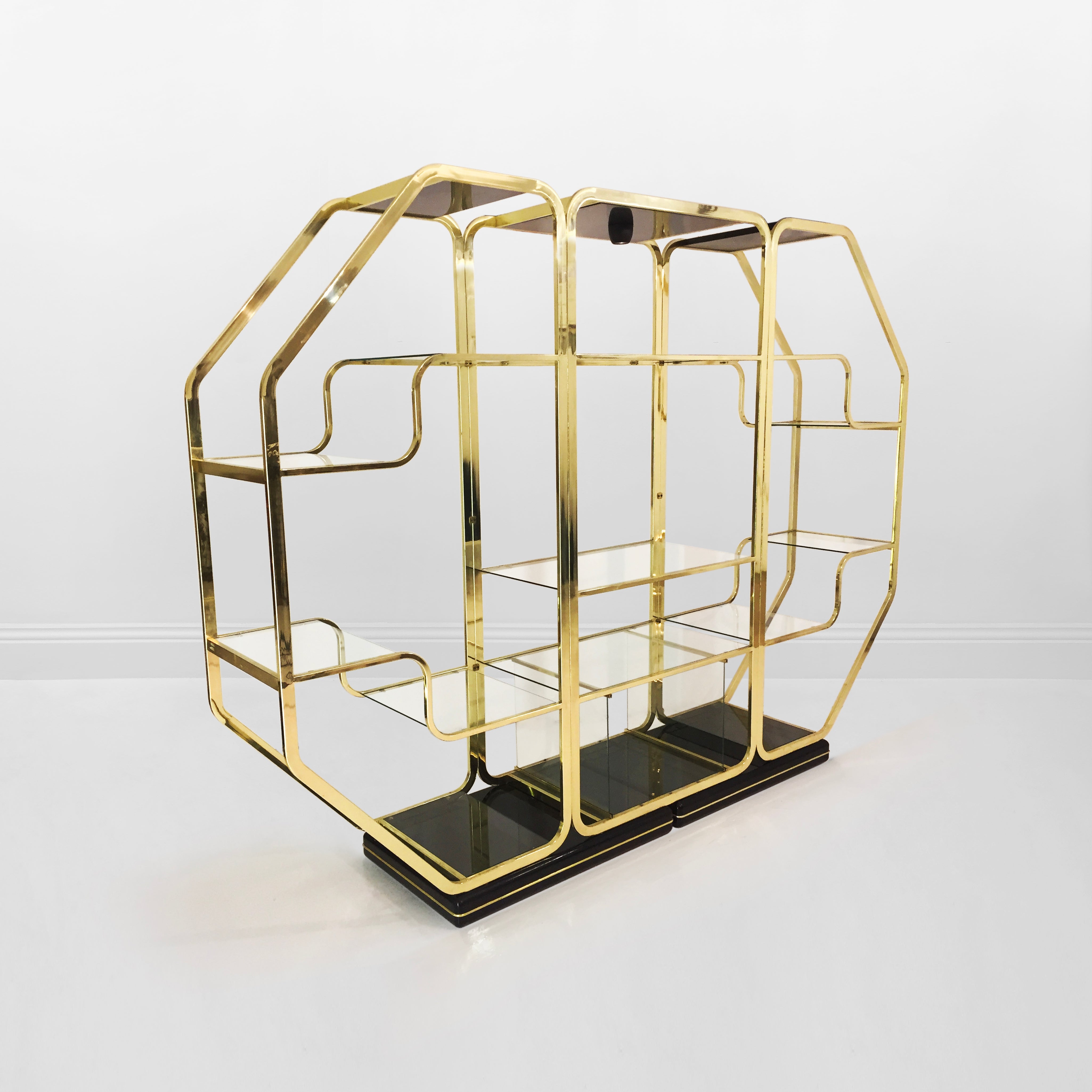 Italian_Octagonal_Brass_and_Glass_Display_Unit_in_Rega_Style,_1970s