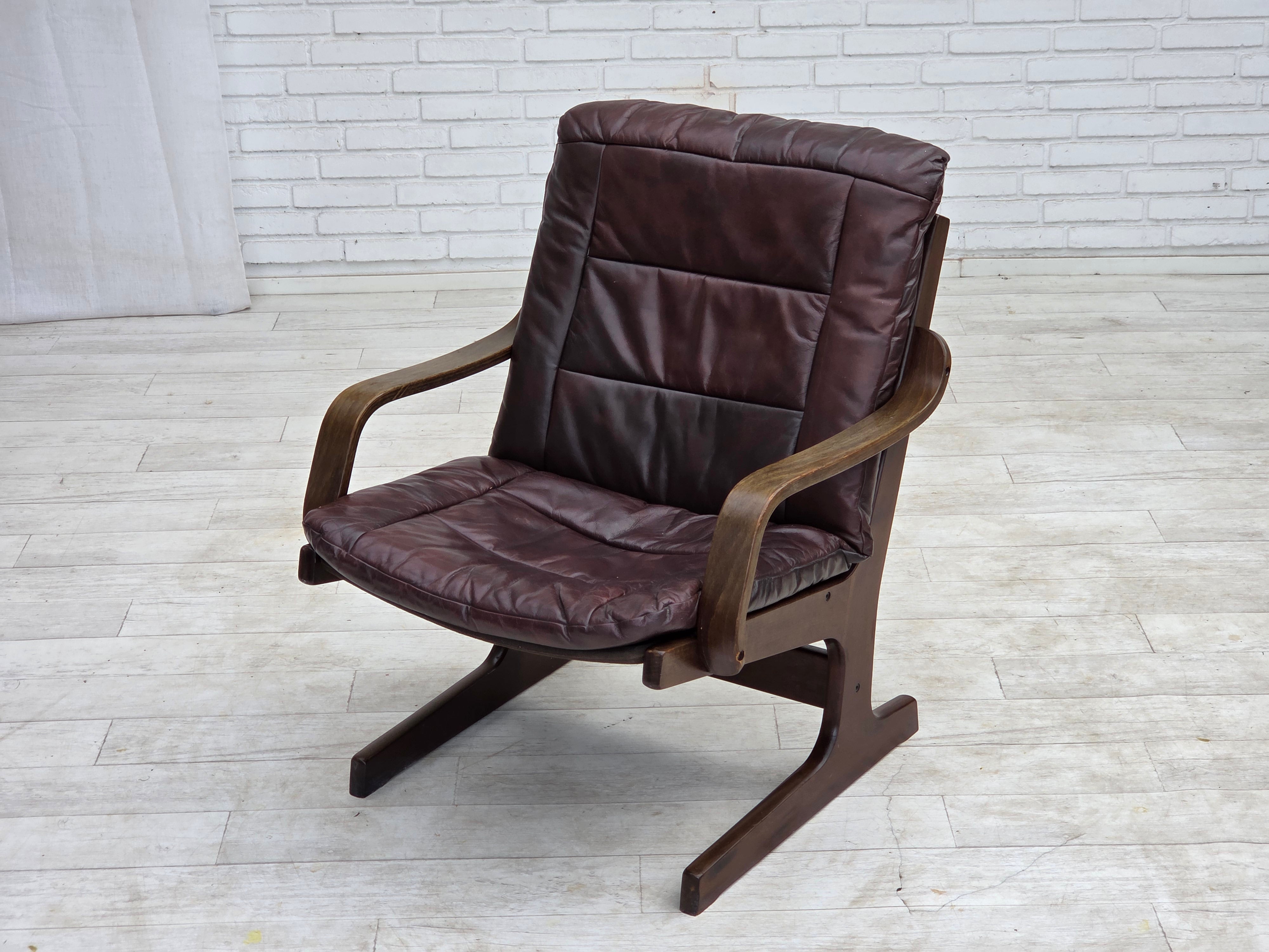 1970s_Scandinavian_Brown_Leather,_Beech_and_Canvas_Lounge_Armchair,_Denmark