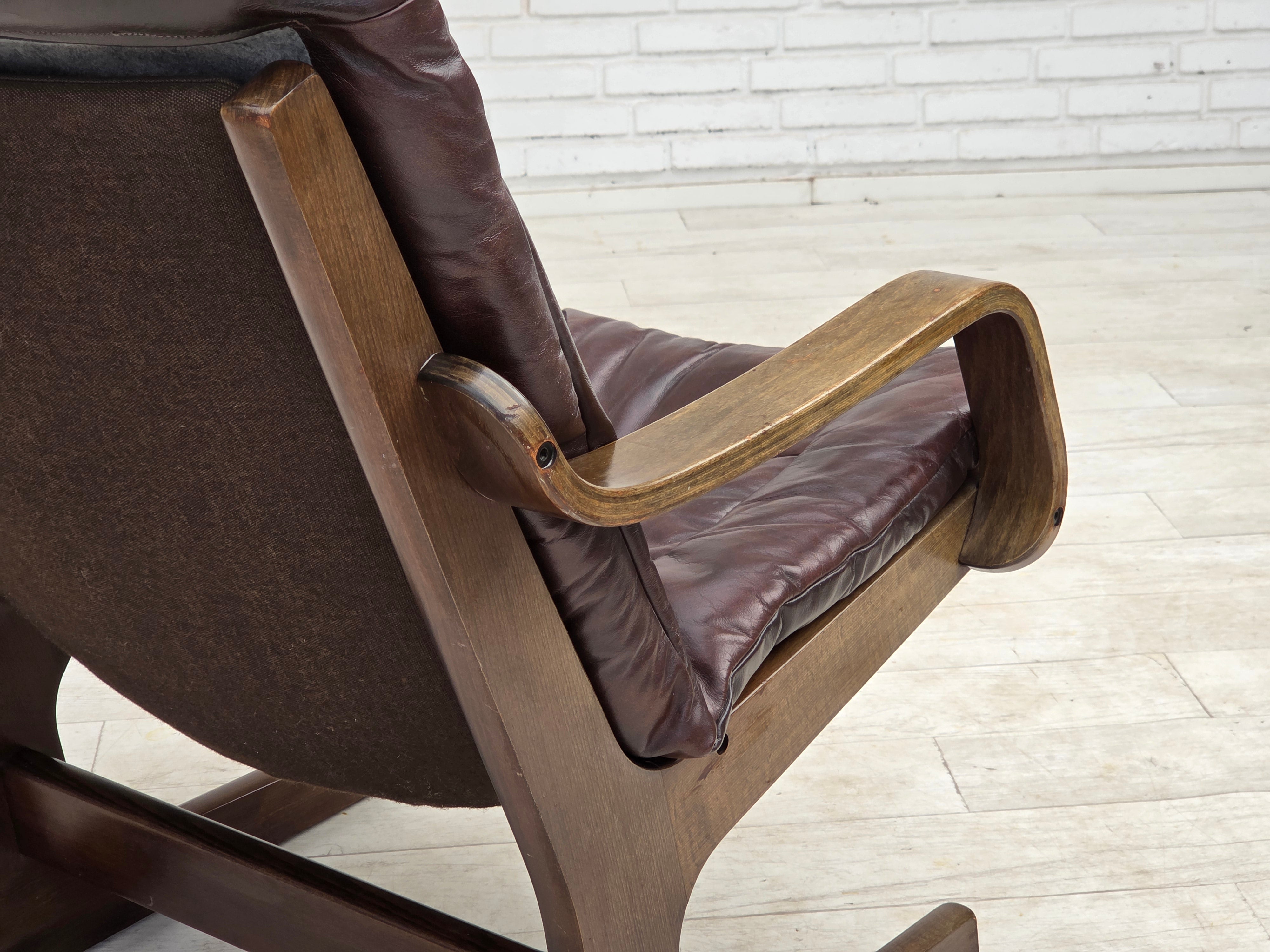 1970s_Scandinavian_Brown_Leather,_Beech_and_Canvas_Lounge_Armchair,_Denmark