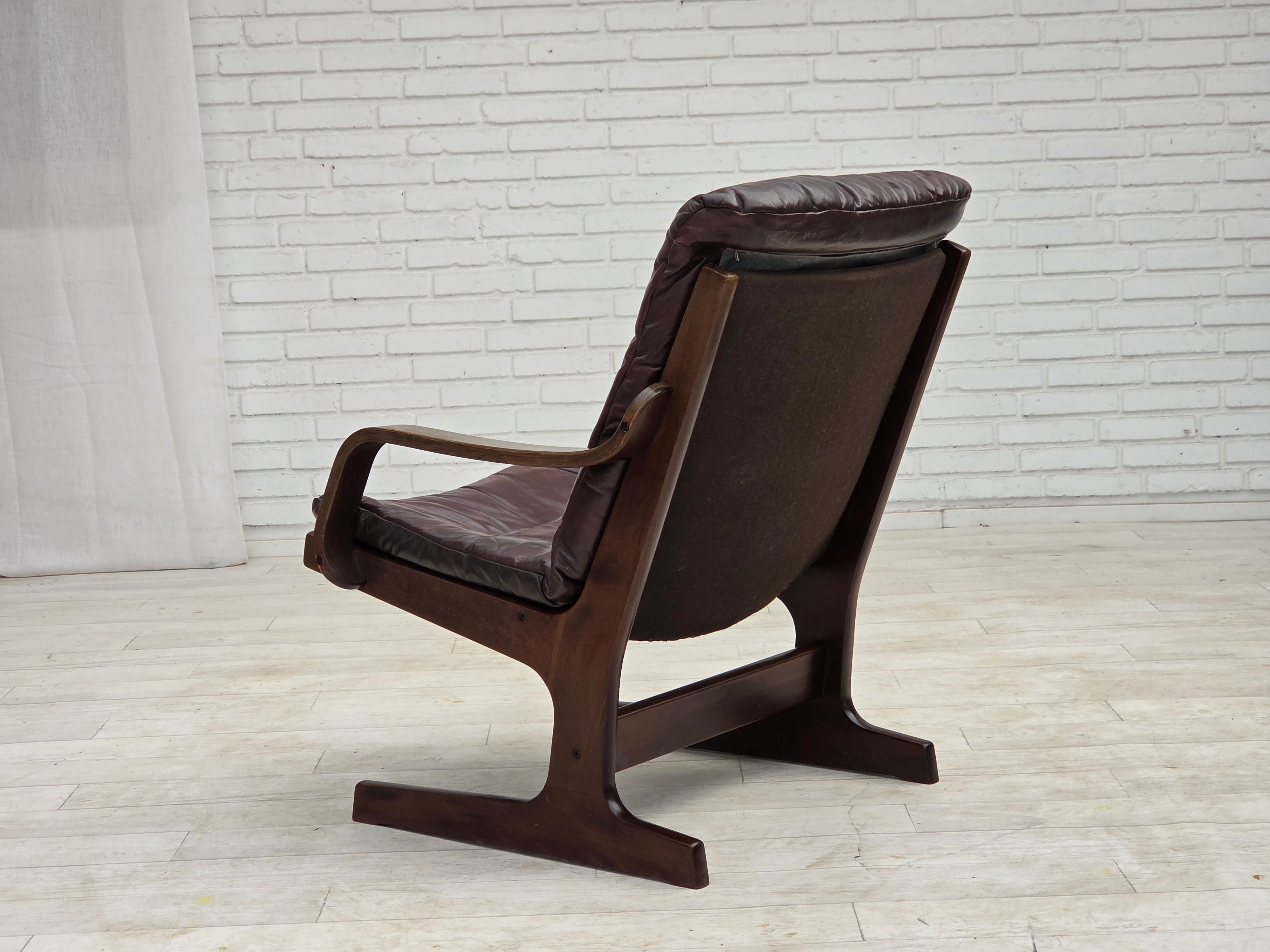 1970s_Scandinavian_Brown_Leather,_Beech_and_Canvas_Lounge_Armchair,_Denmark