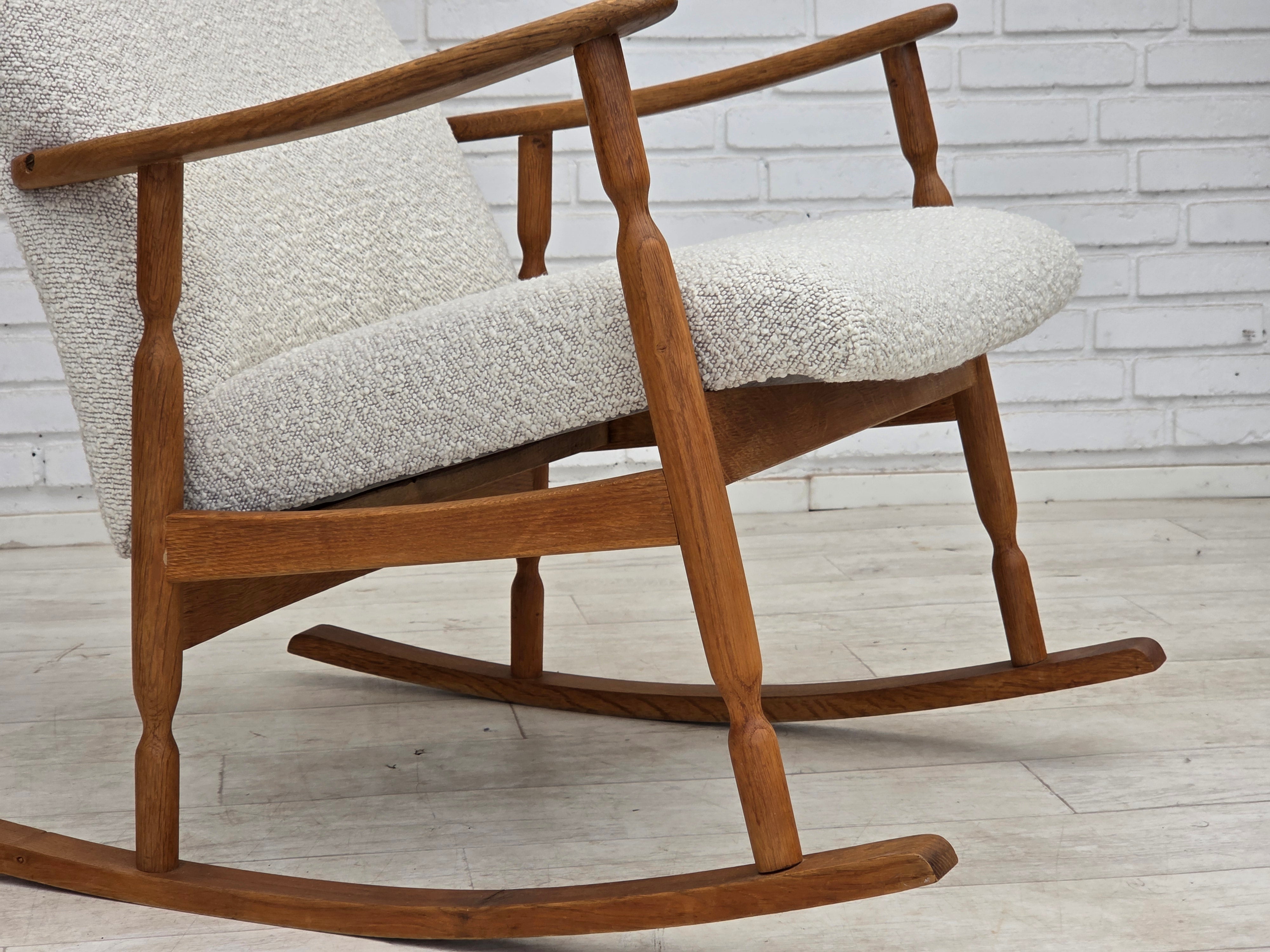 Scandinavian_High-Back_Rocking_Chair_in_Solid_Oak_with_White_Upholstery_and_Sheepskin_Pillow,_circa_1965–1970