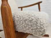 Scandinavian_High-Back_Rocking_Chair_in_Solid_Oak_with_White_Upholstery_and_Sheepskin_Pillow,_circa_1965–1970