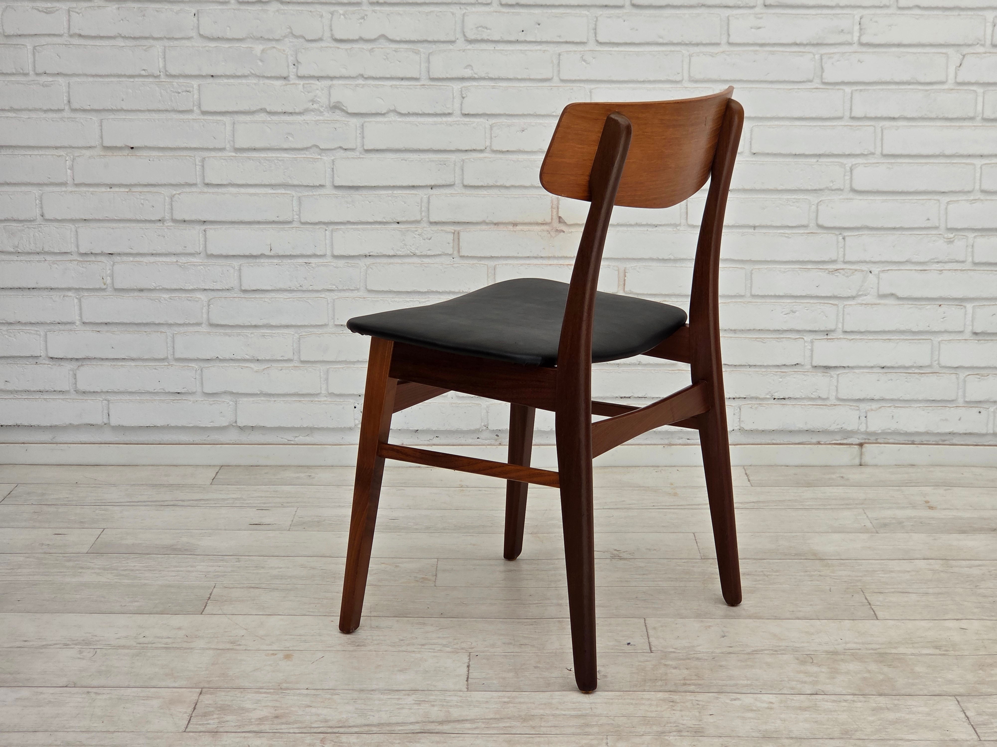 Set_of_4_Dining_Chairs_by_Findahl_Møbelfabrik,_Teak_and_Black_Leatherette,_Denmark,_1960s