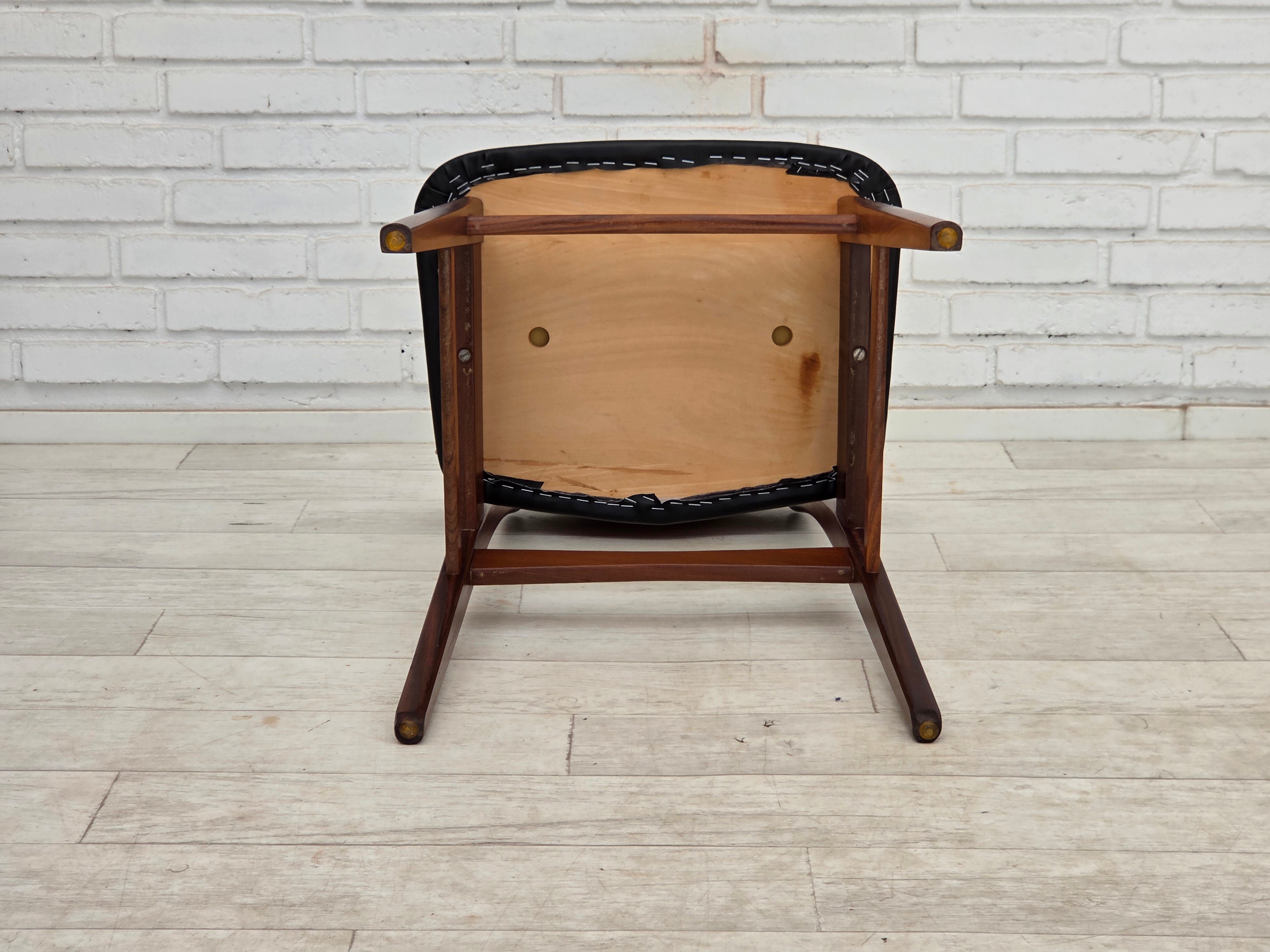 Set_of_4_Dining_Chairs_by_Findahl_Møbelfabrik,_Teak_and_Black_Leatherette,_Denmark,_1960s