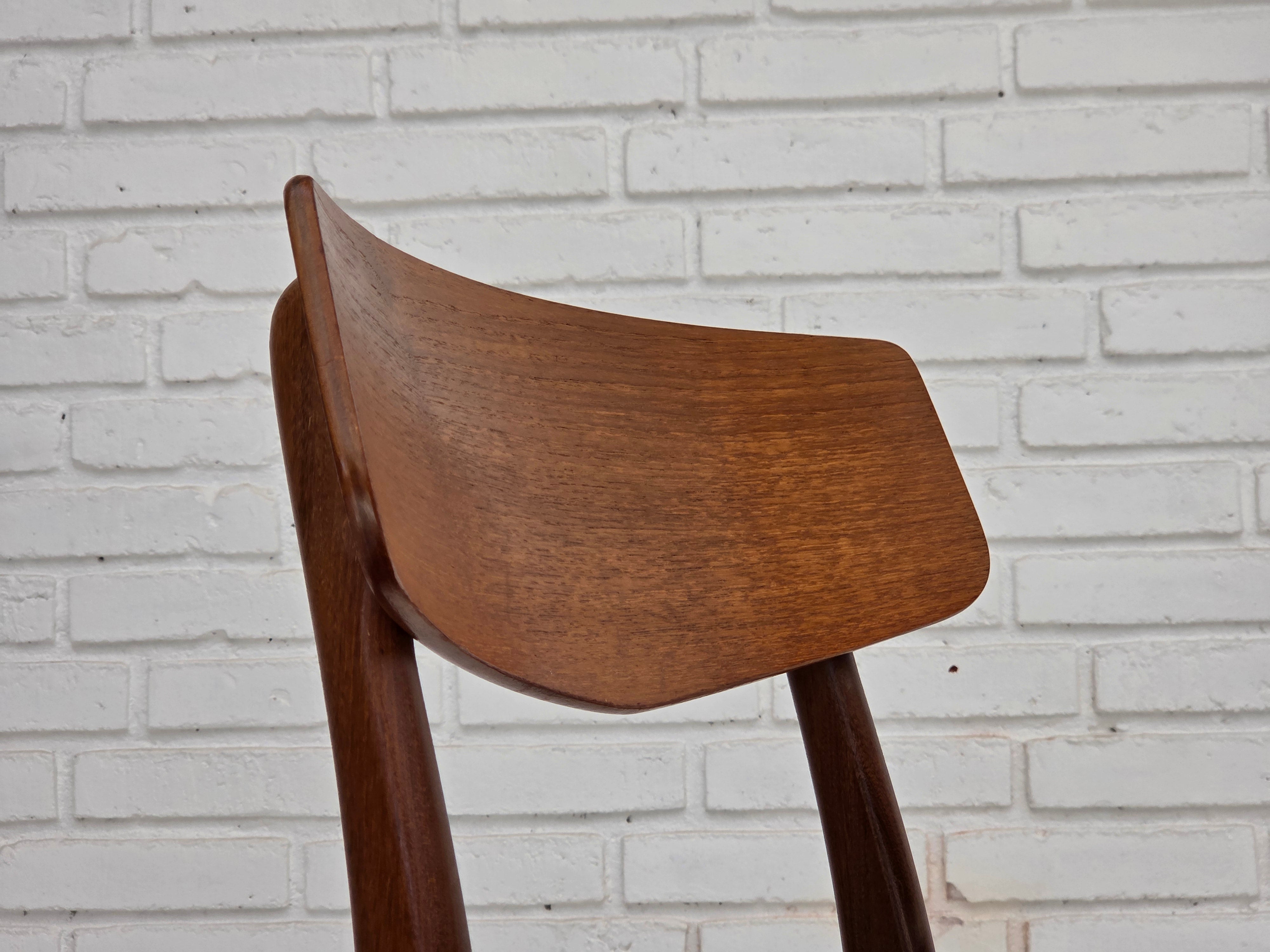 Set_of_4_Dining_Chairs_by_Findahl_Møbelfabrik,_Teak_and_Black_Leatherette,_Denmark,_1960s