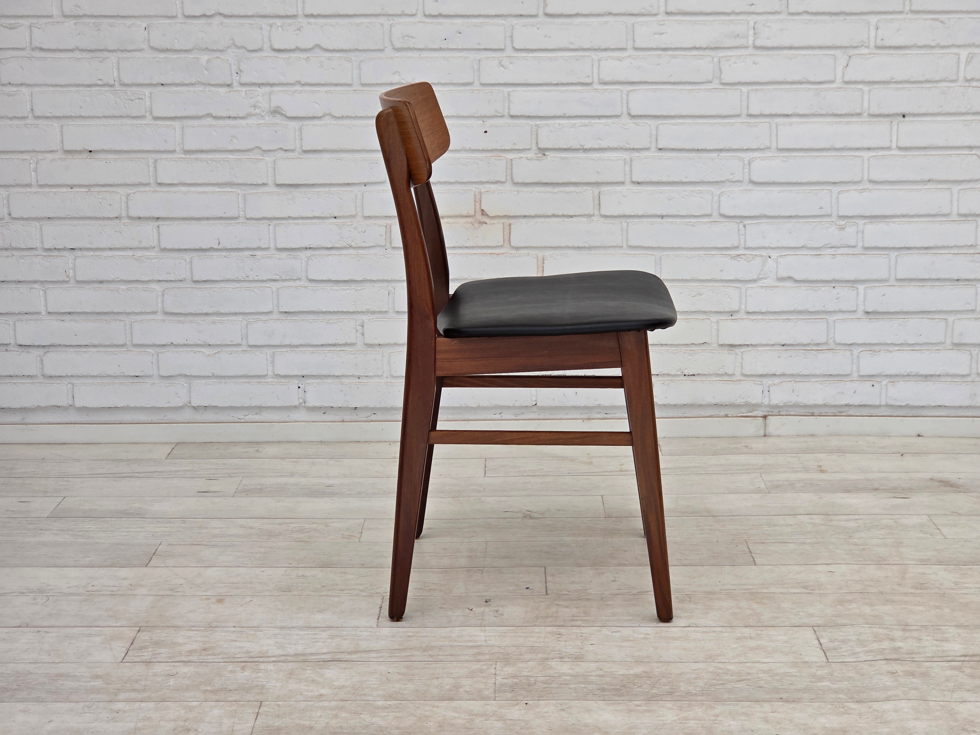 Set_of_4_Dining_Chairs_by_Findahl_Møbelfabrik,_Teak_and_Black_Leatherette,_Denmark,_1960s